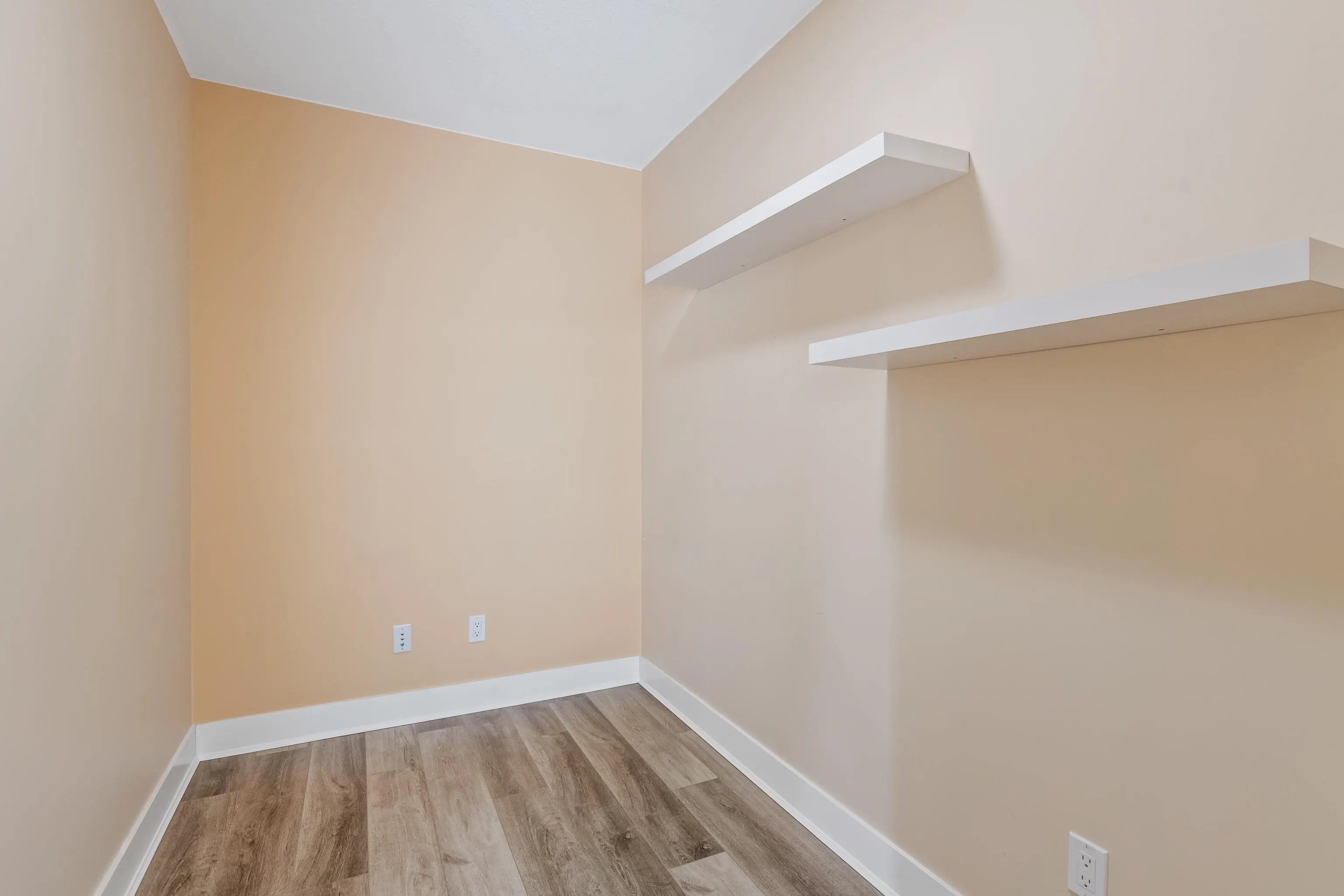 219 20728 Willoughby Town Centre Drive