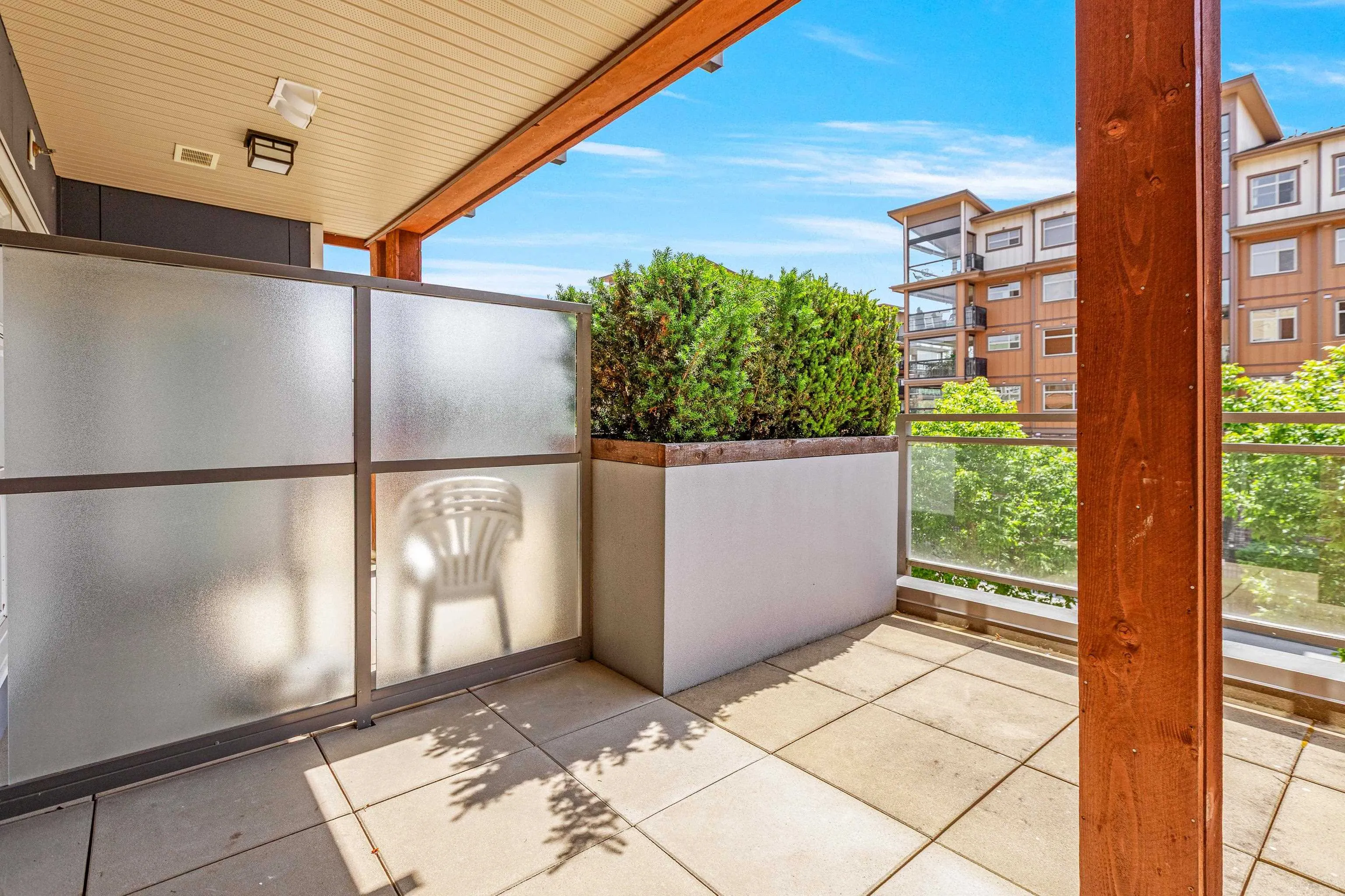 219 20728 Willoughby Town Centre Drive