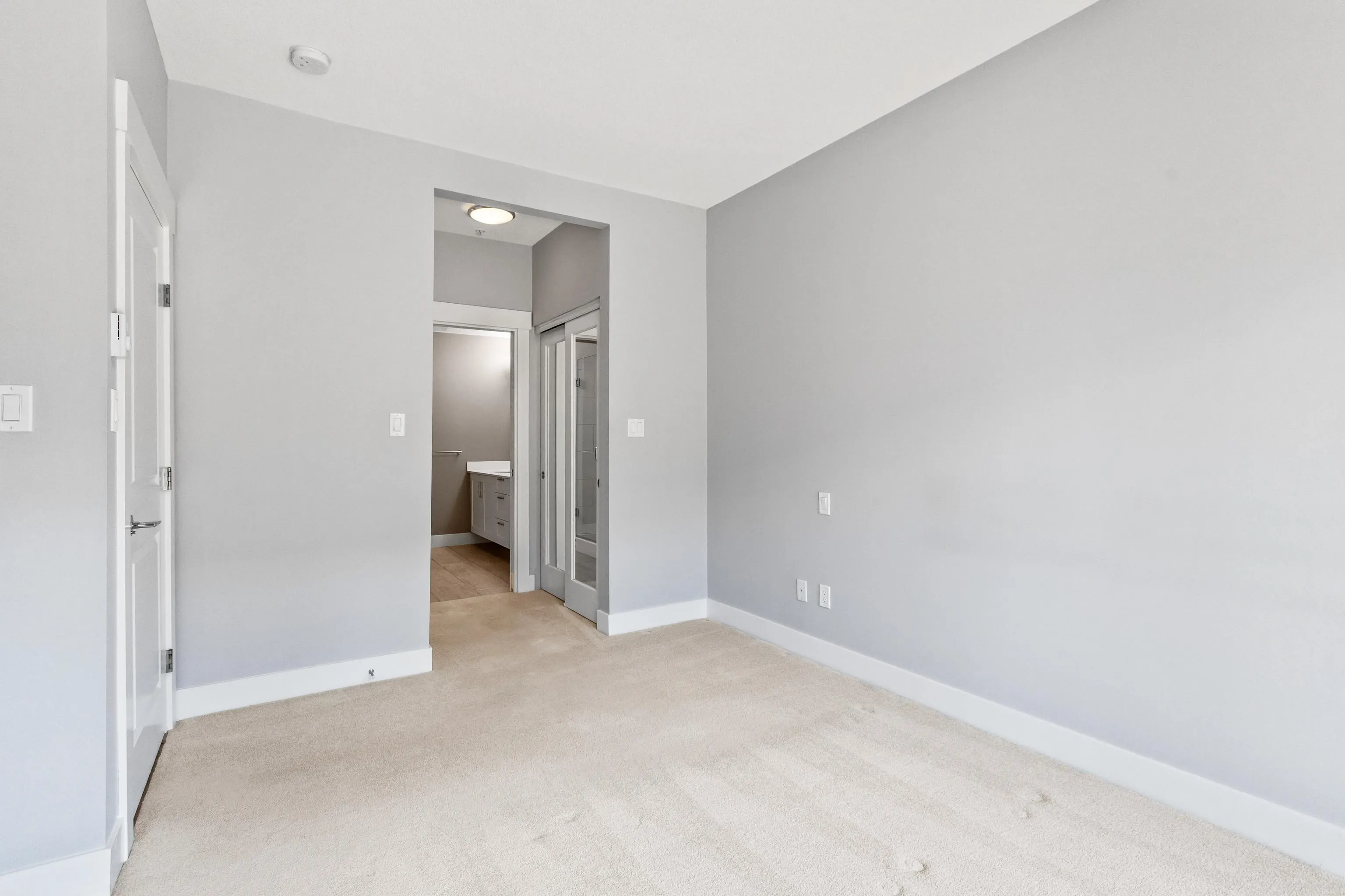 219 20728 Willoughby Town Centre Drive