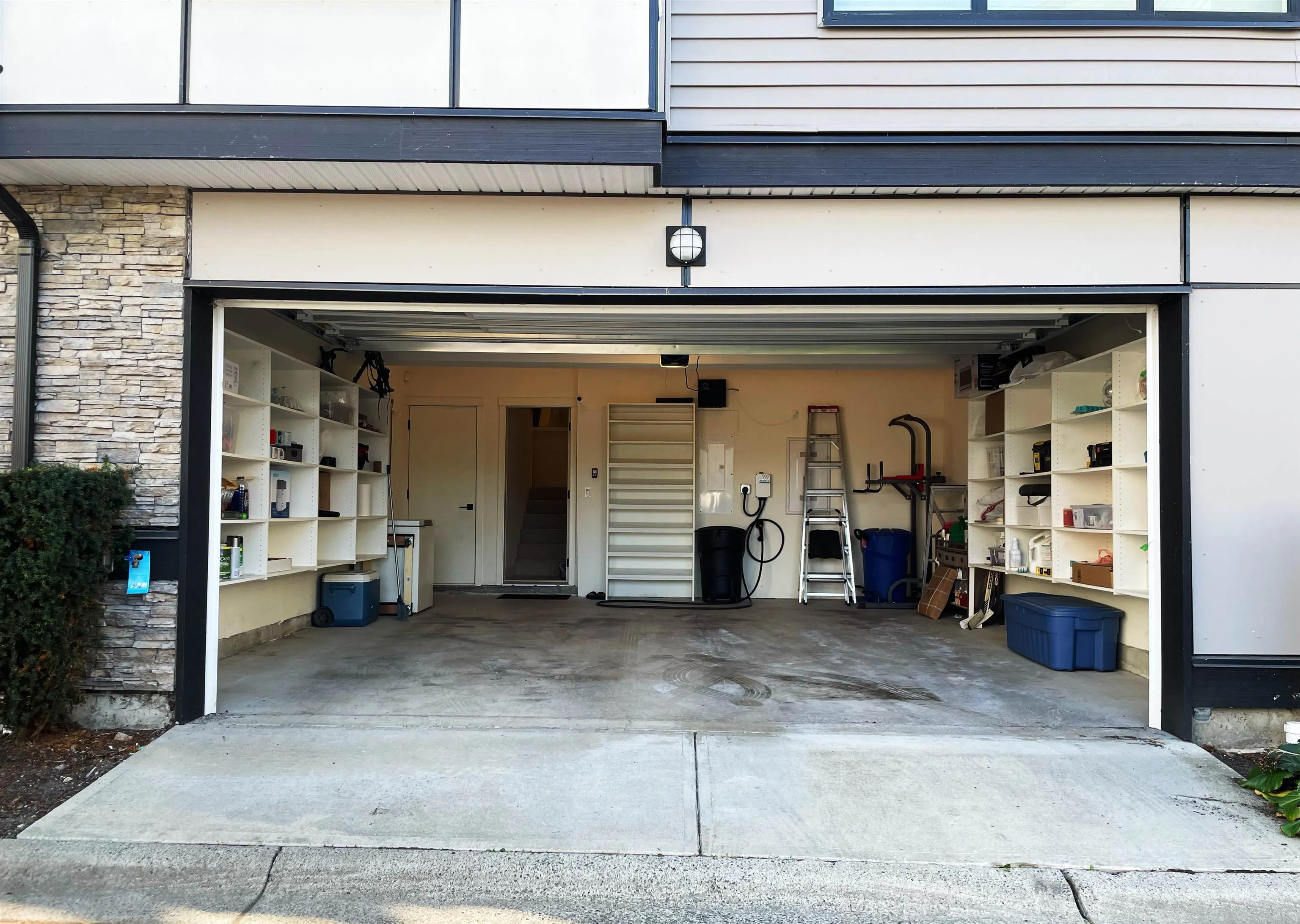 17 14057 60a Avenue