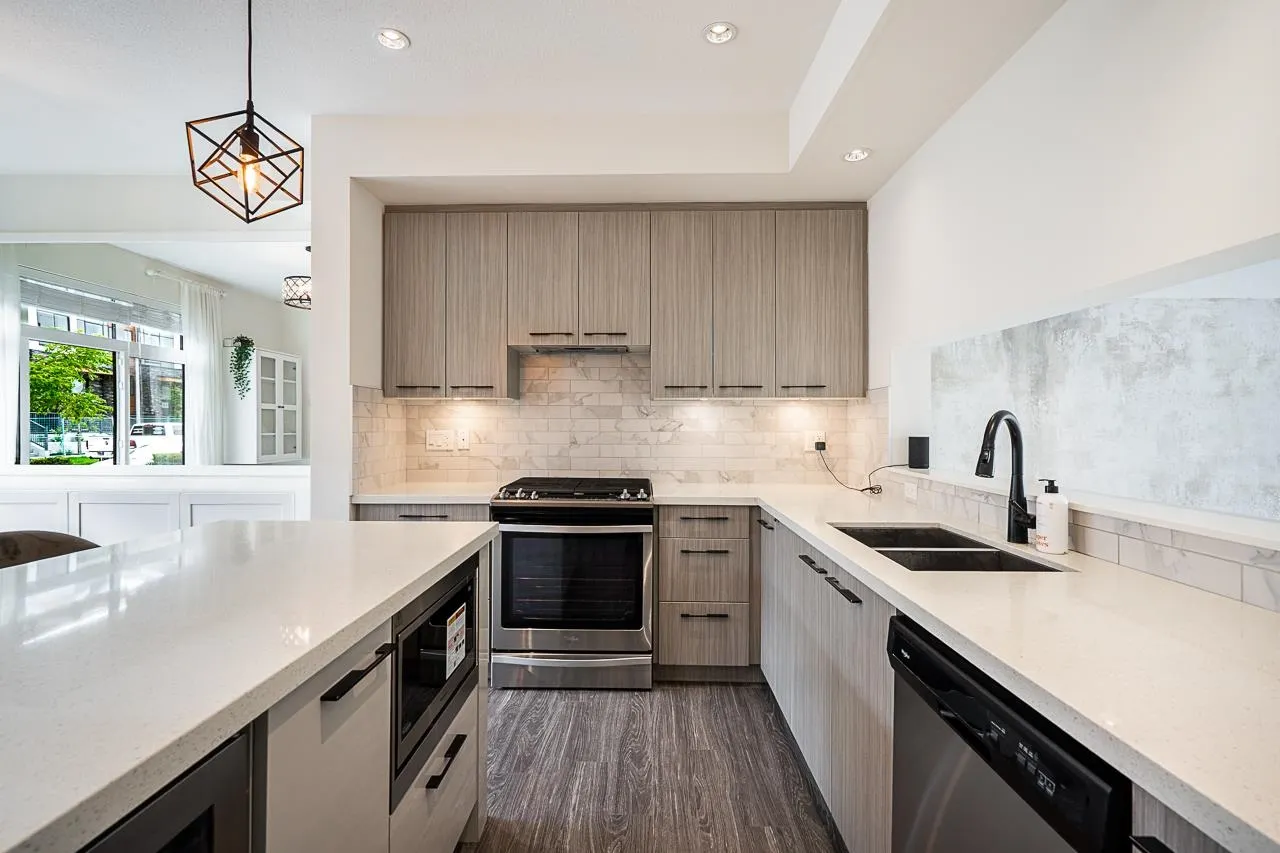 17 14057 60a Avenue