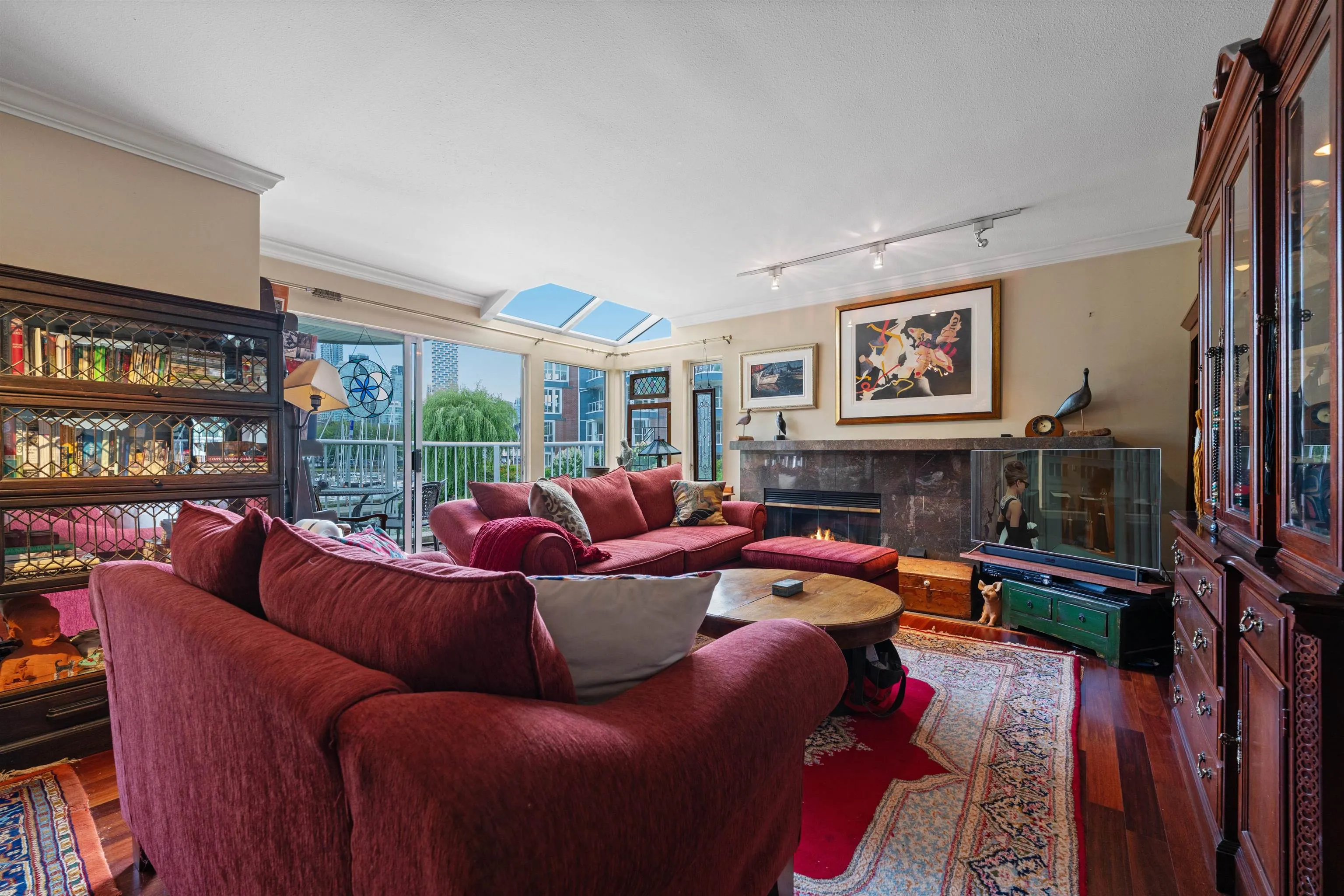 1525 Mariner Walk