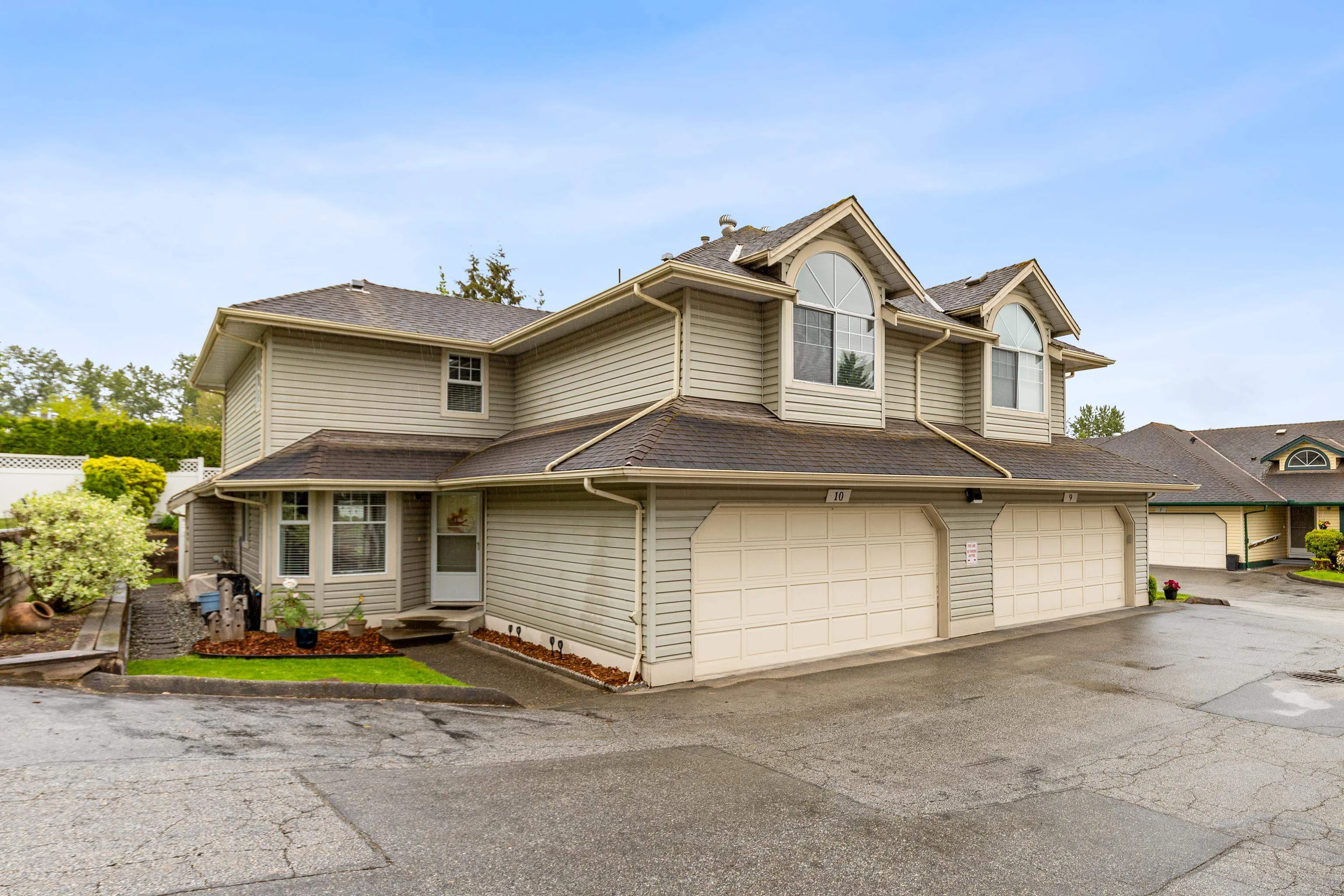 10 22538 116 Avenue