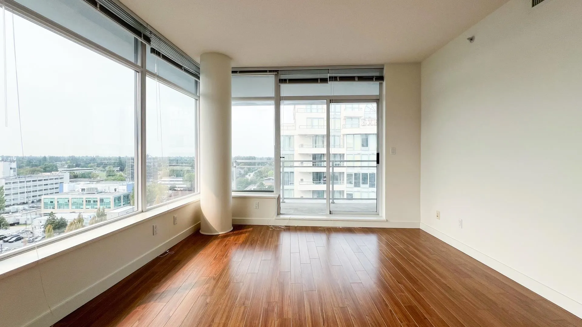 1708 5900 Alderbridge Way
