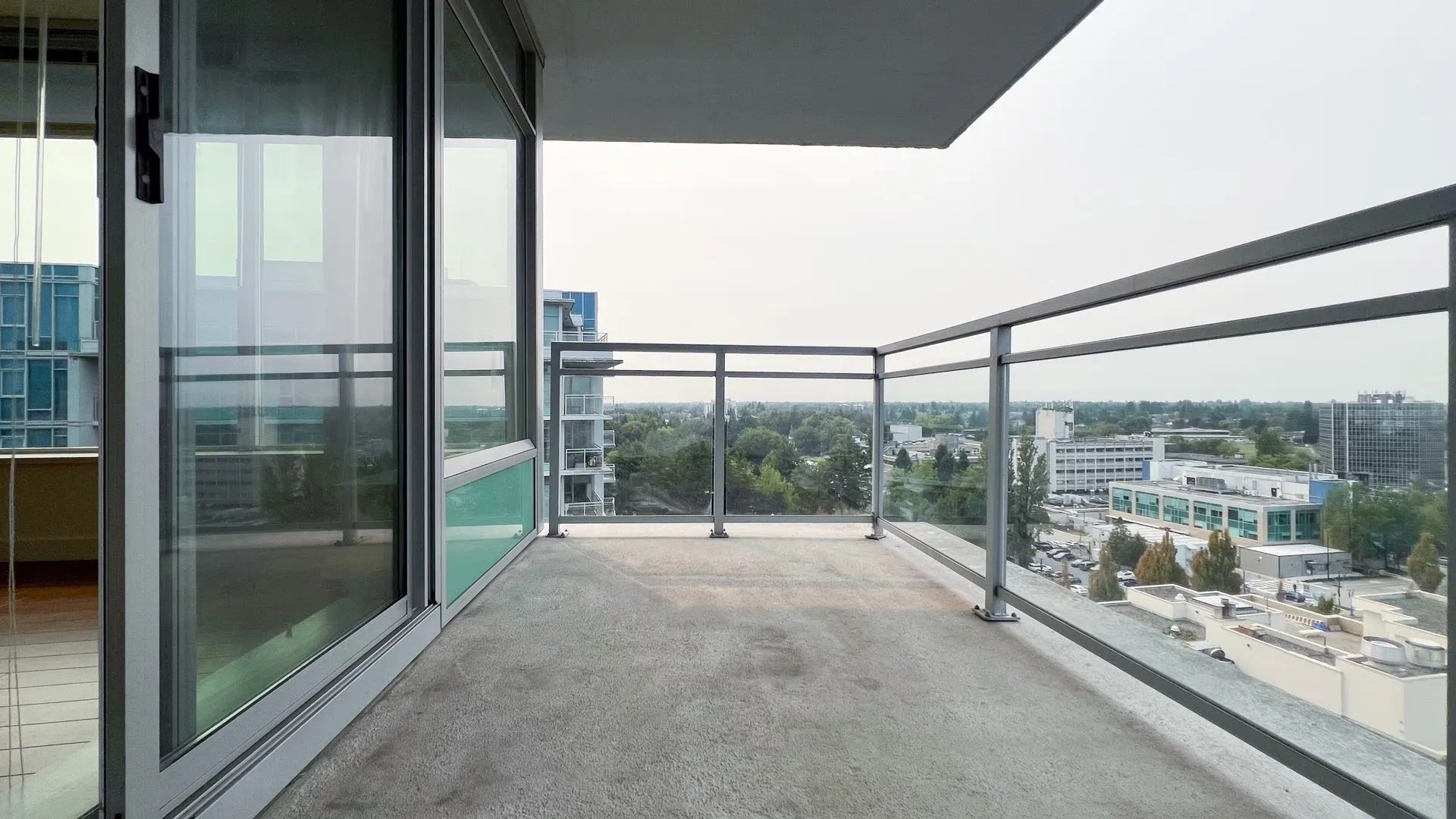 1708 5900 Alderbridge Way