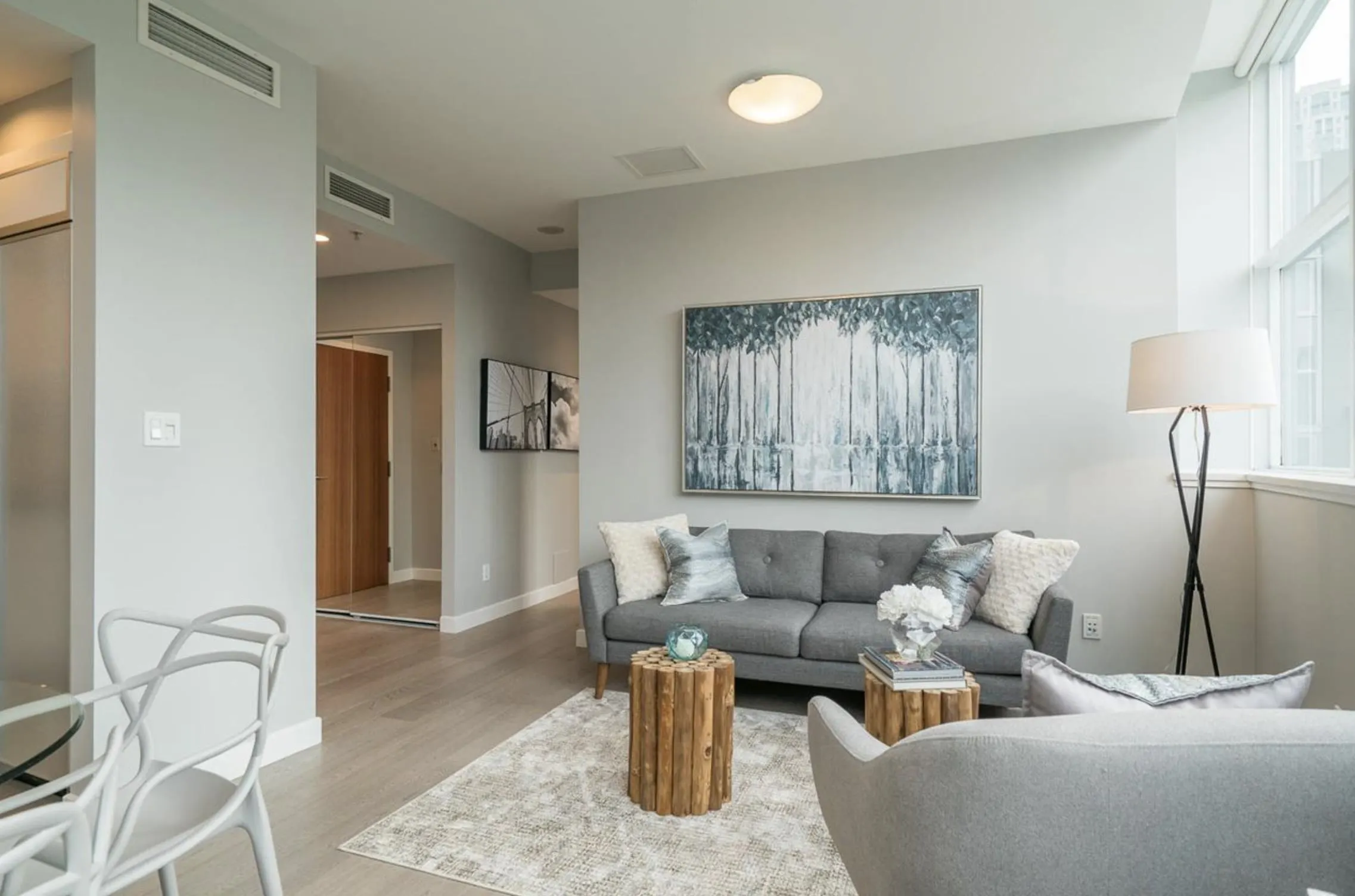 201 1233 W Cordova Street