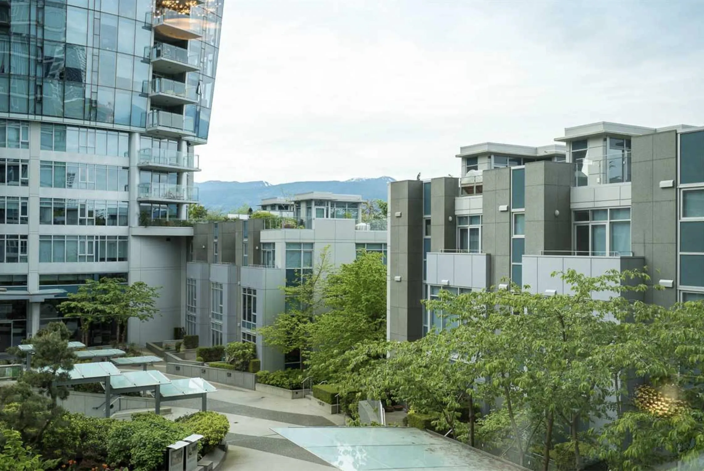 201 1233 W Cordova Street