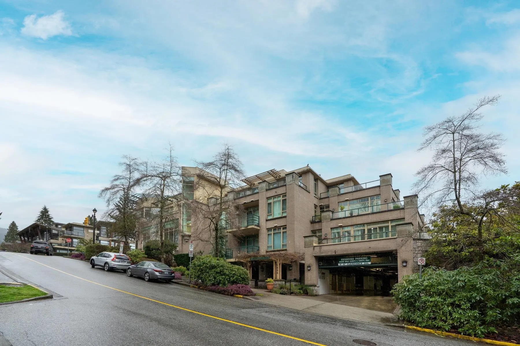 205 1896 Marine Drive