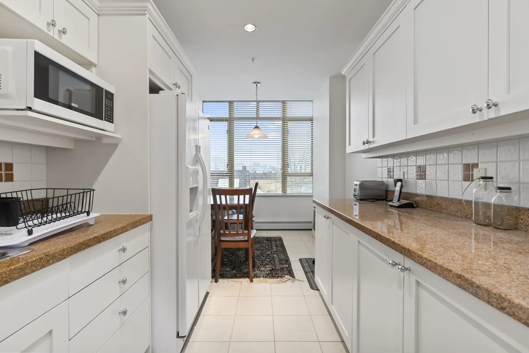 205 1896 Marine Drive