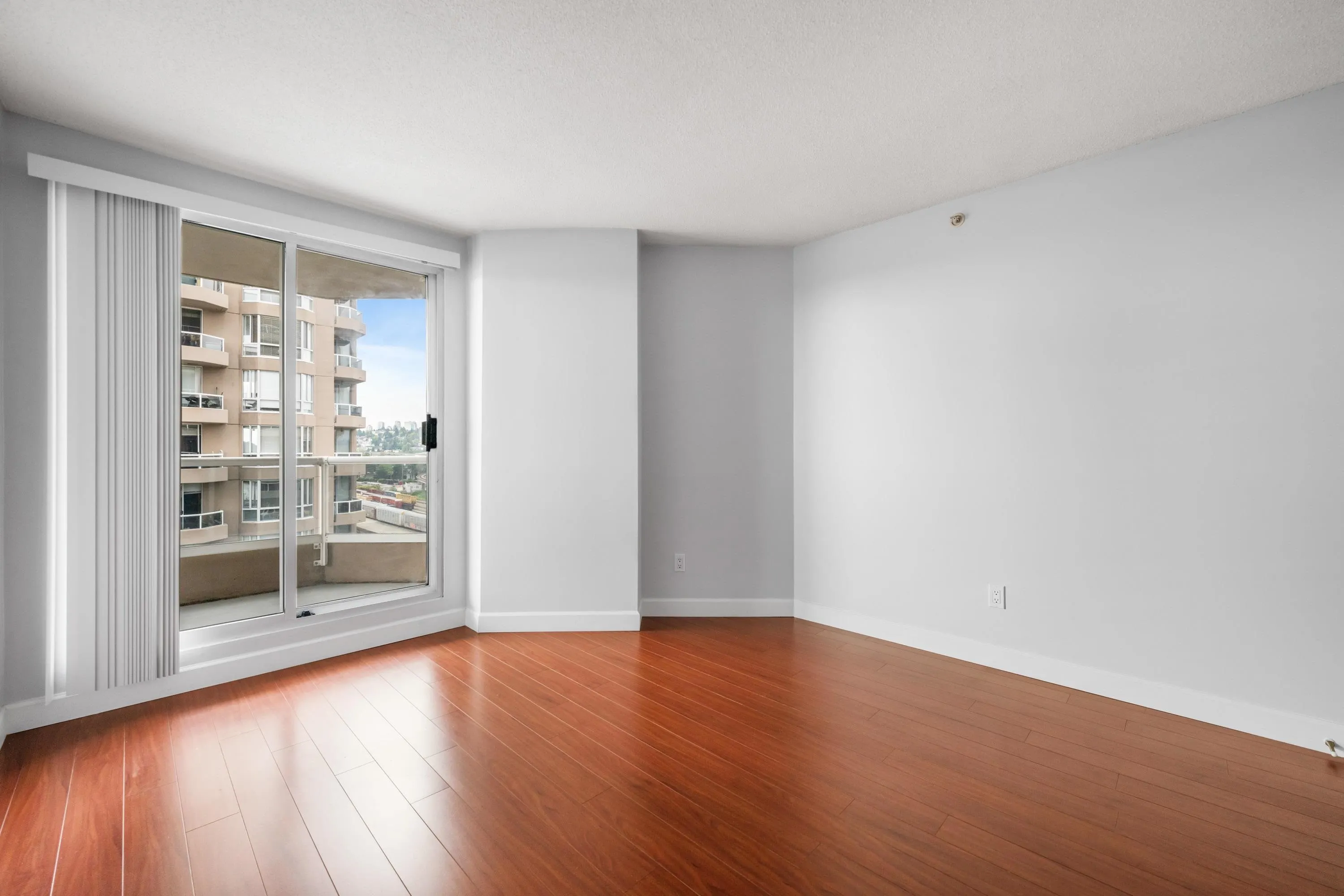 1104 1185 Quayside Drive