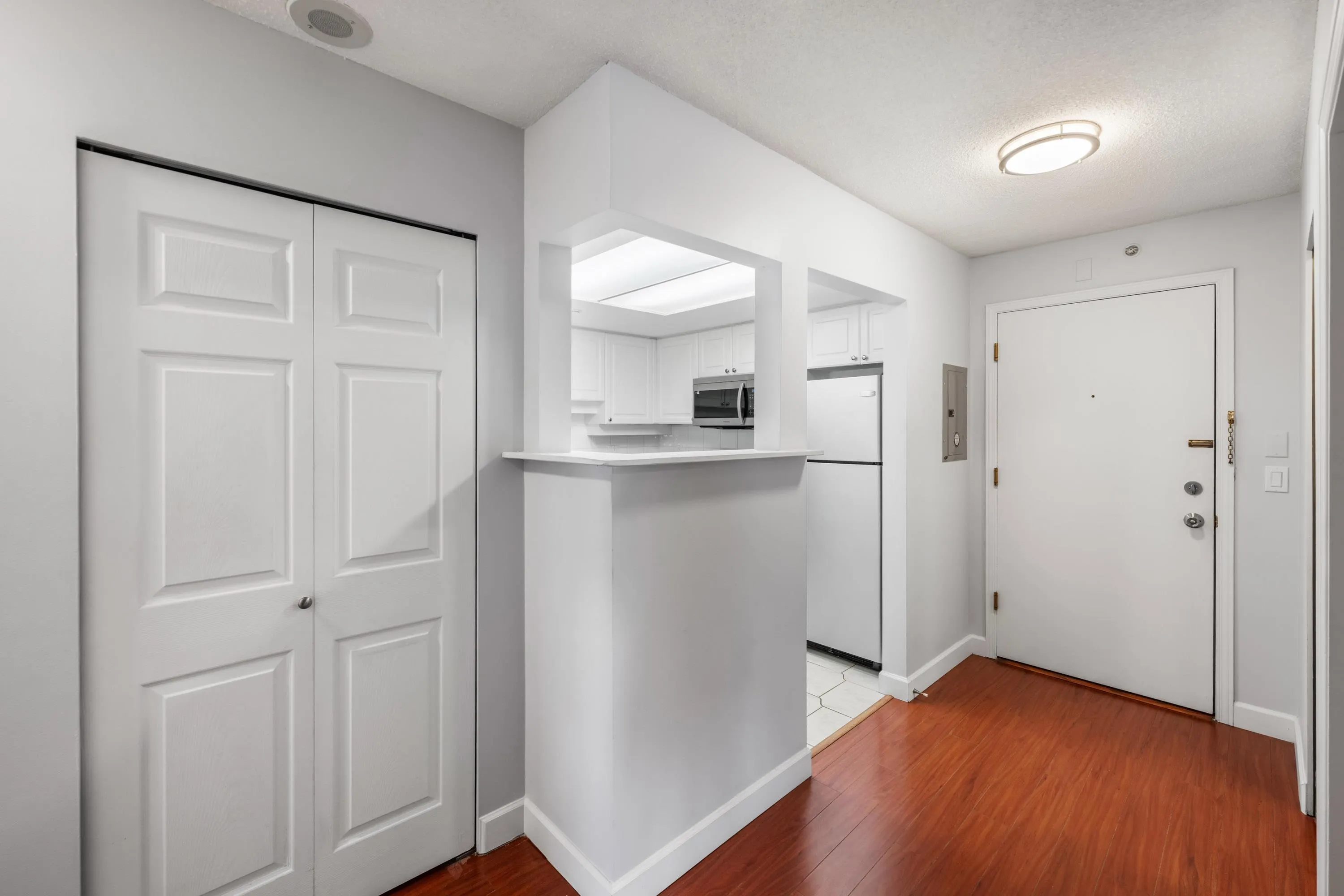 1104 1185 Quayside Drive