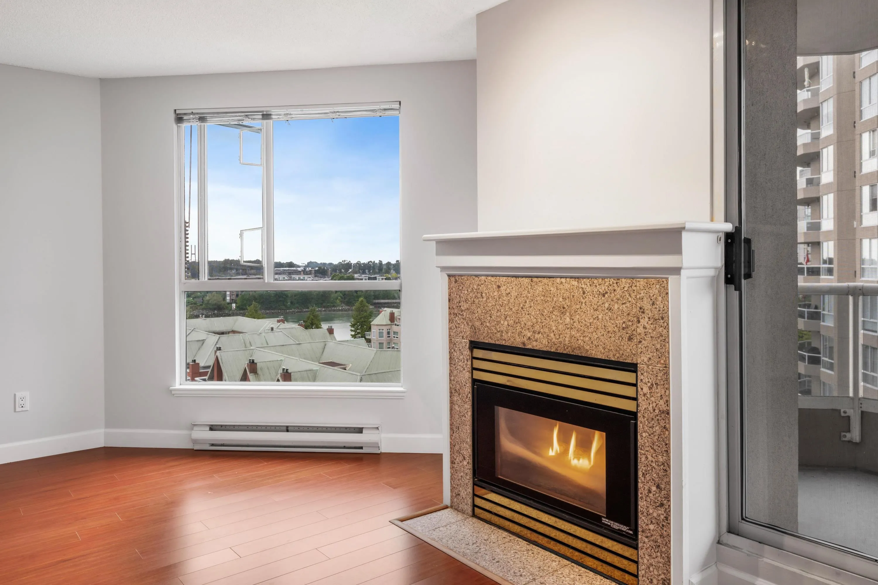 1104 1185 Quayside Drive