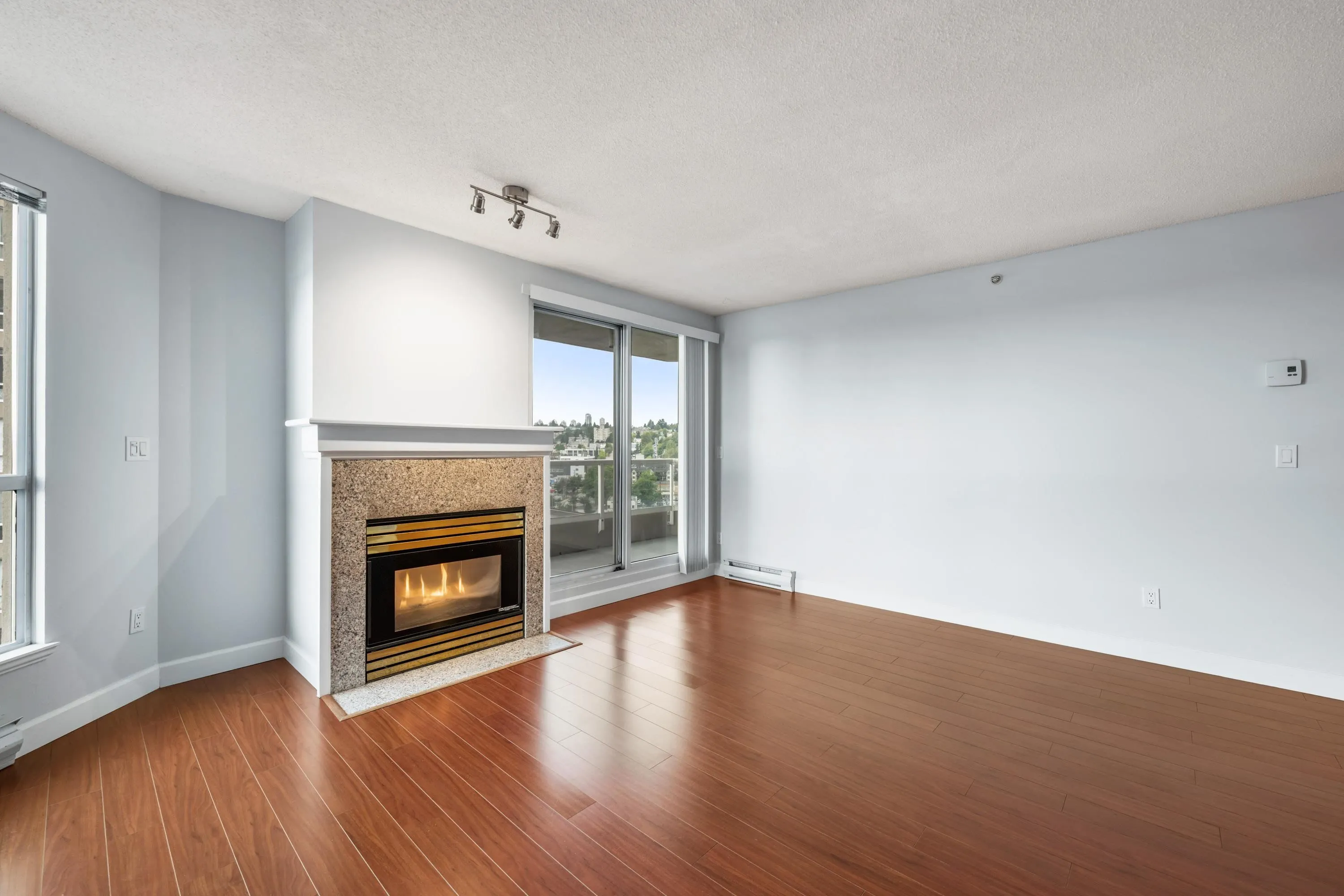 1104 1185 Quayside Drive