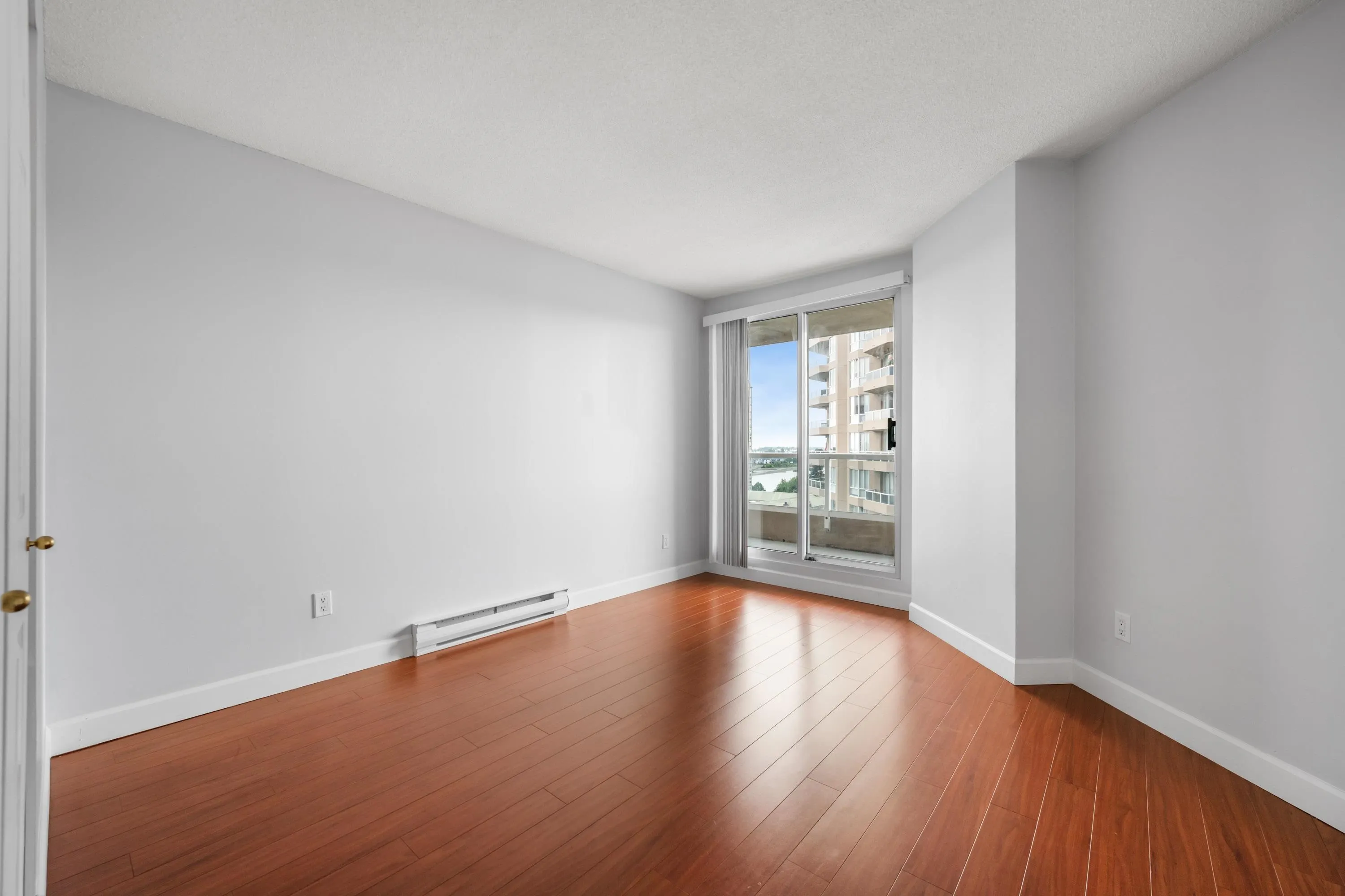 1104 1185 Quayside Drive