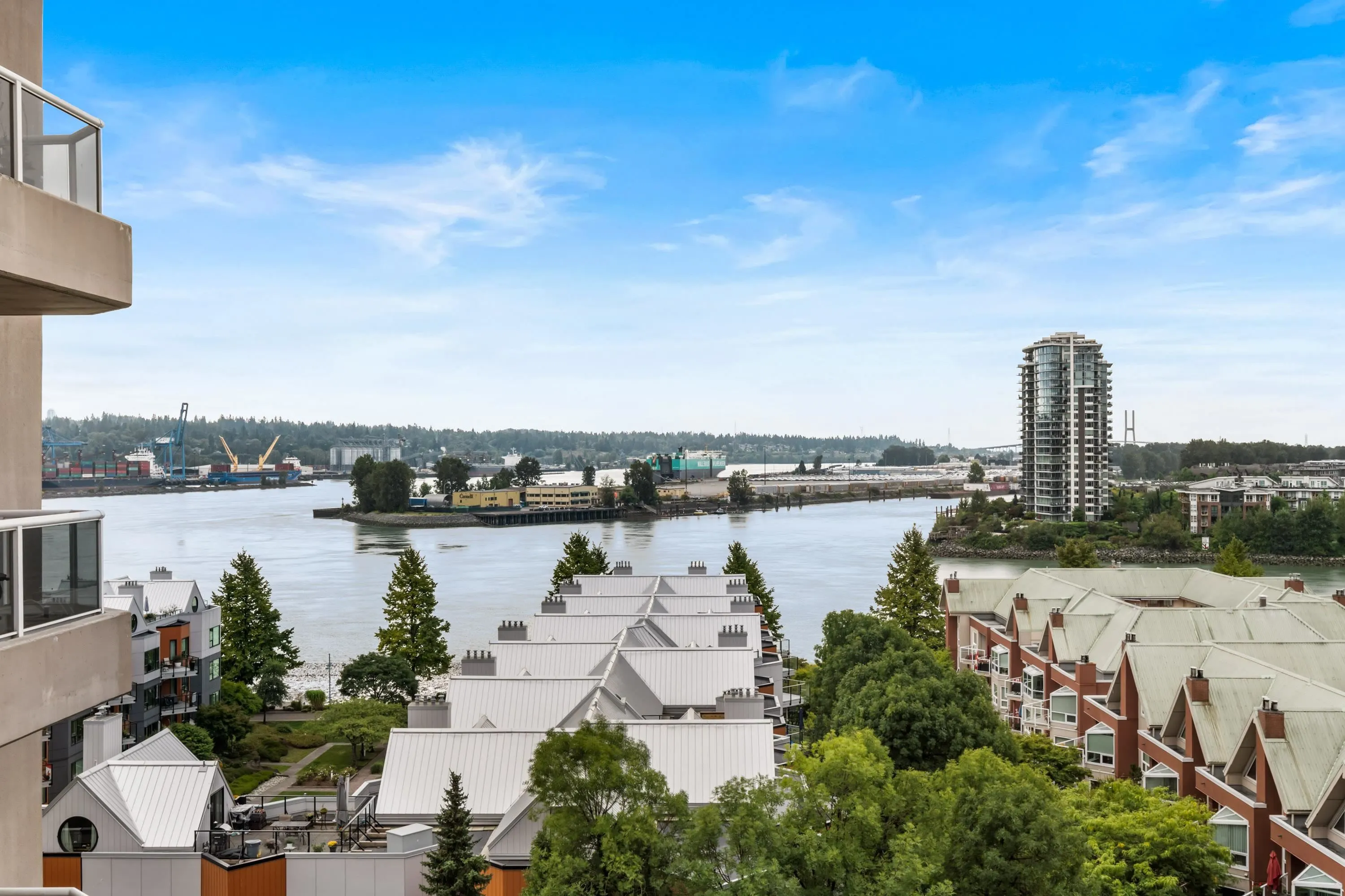 1104 1185 Quayside Drive