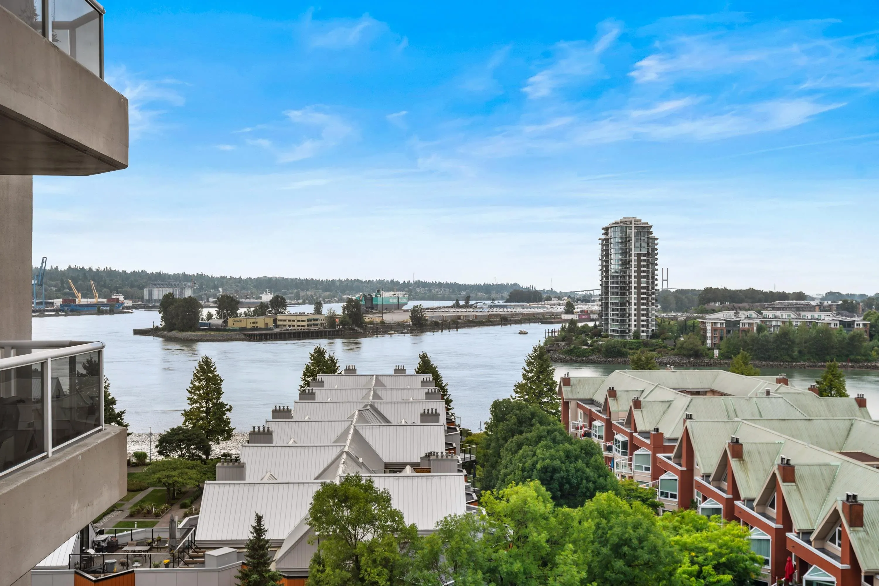 1104 1185 Quayside Drive