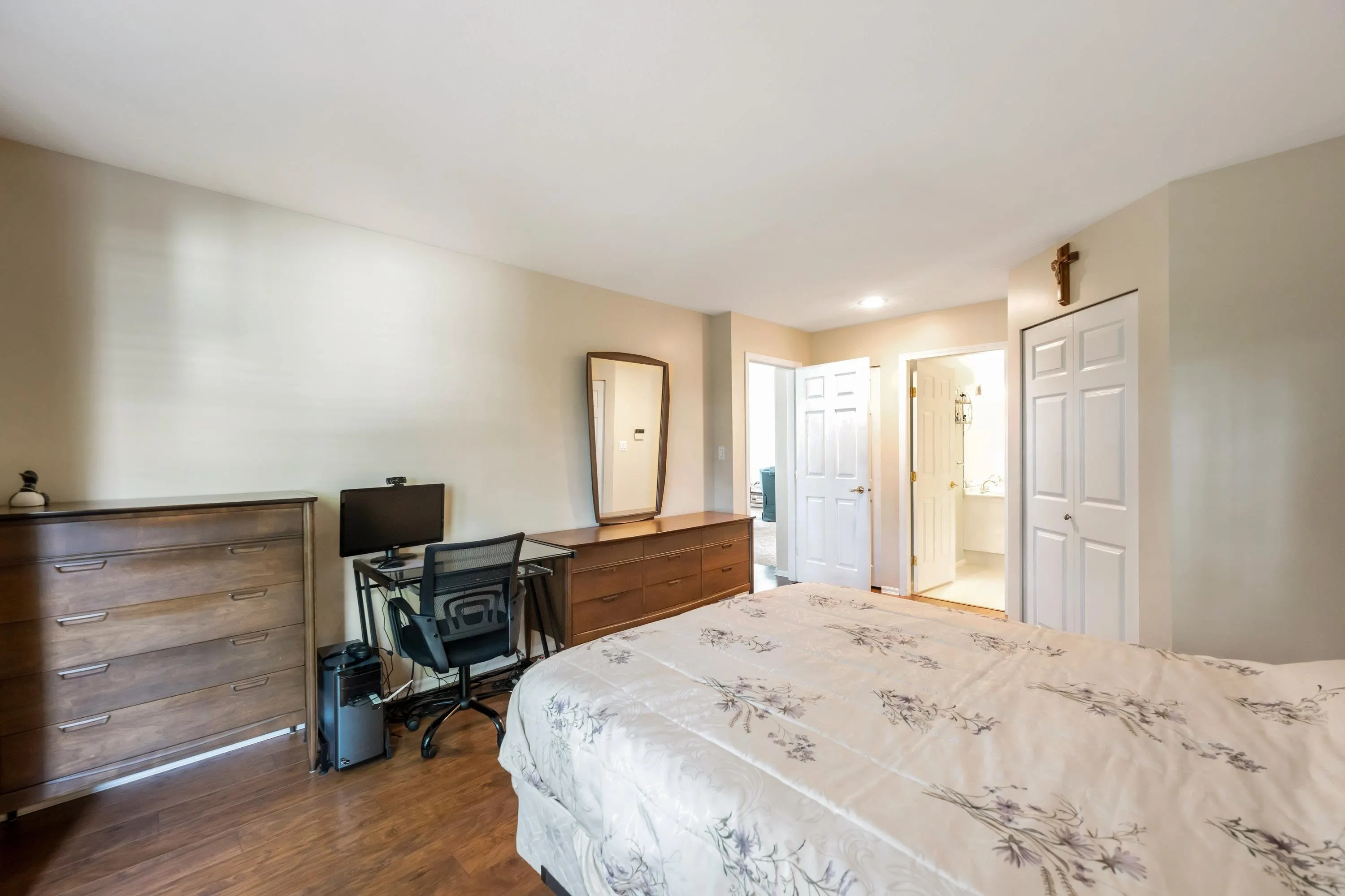 7 6488 168 Street