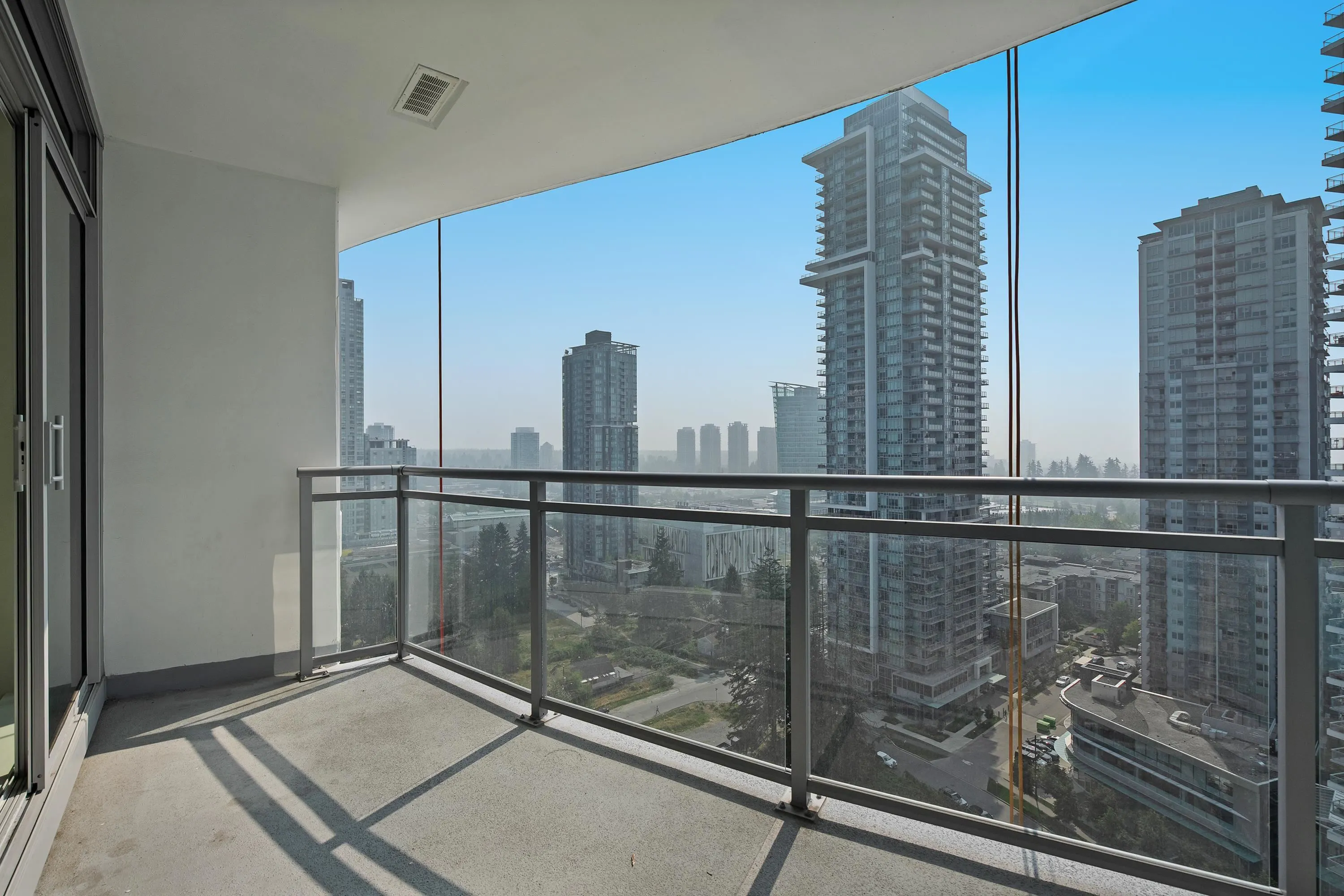 2106 13318 104 Avenue