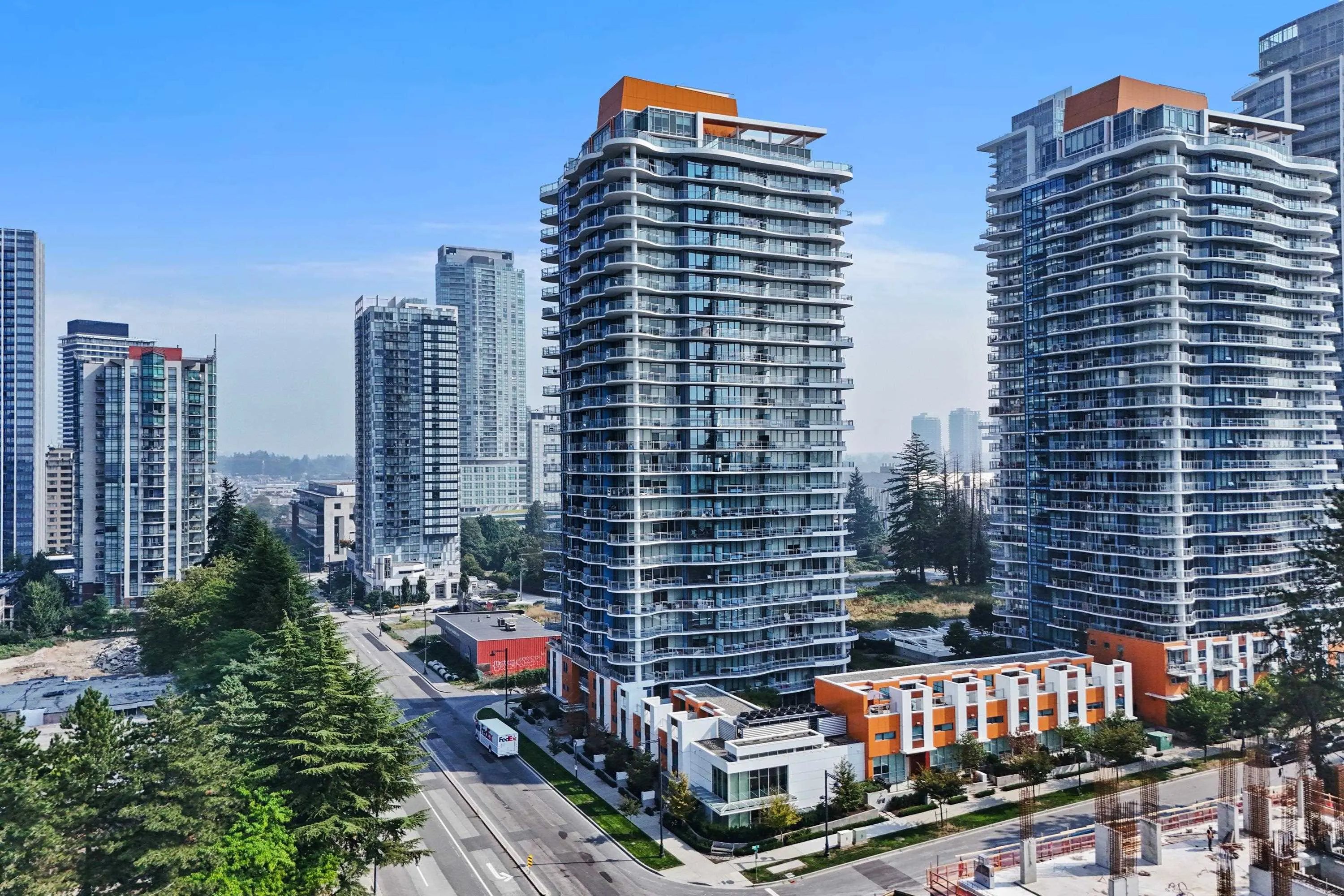 2106 13318 104 Avenue
