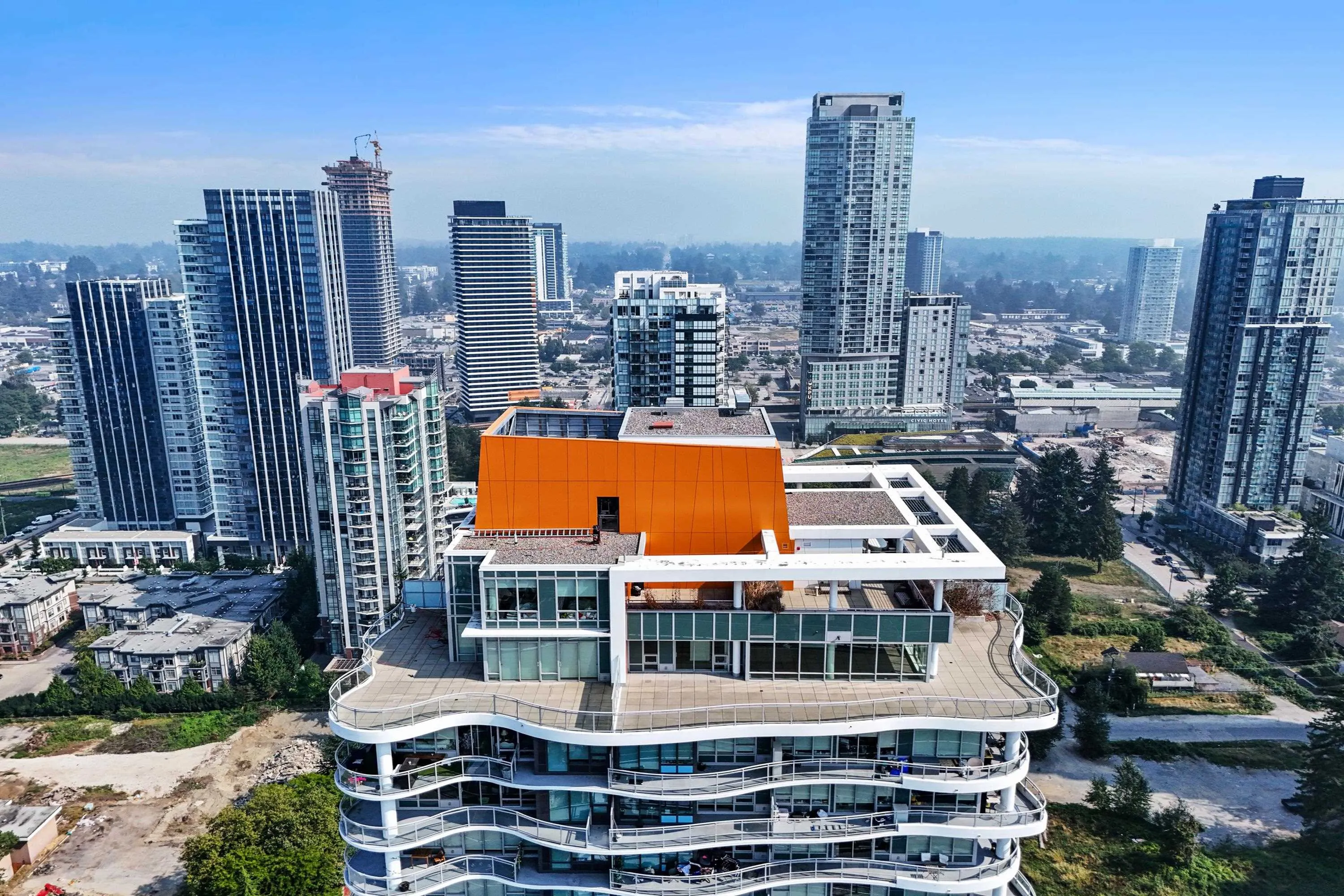 2106 13318 104 Avenue