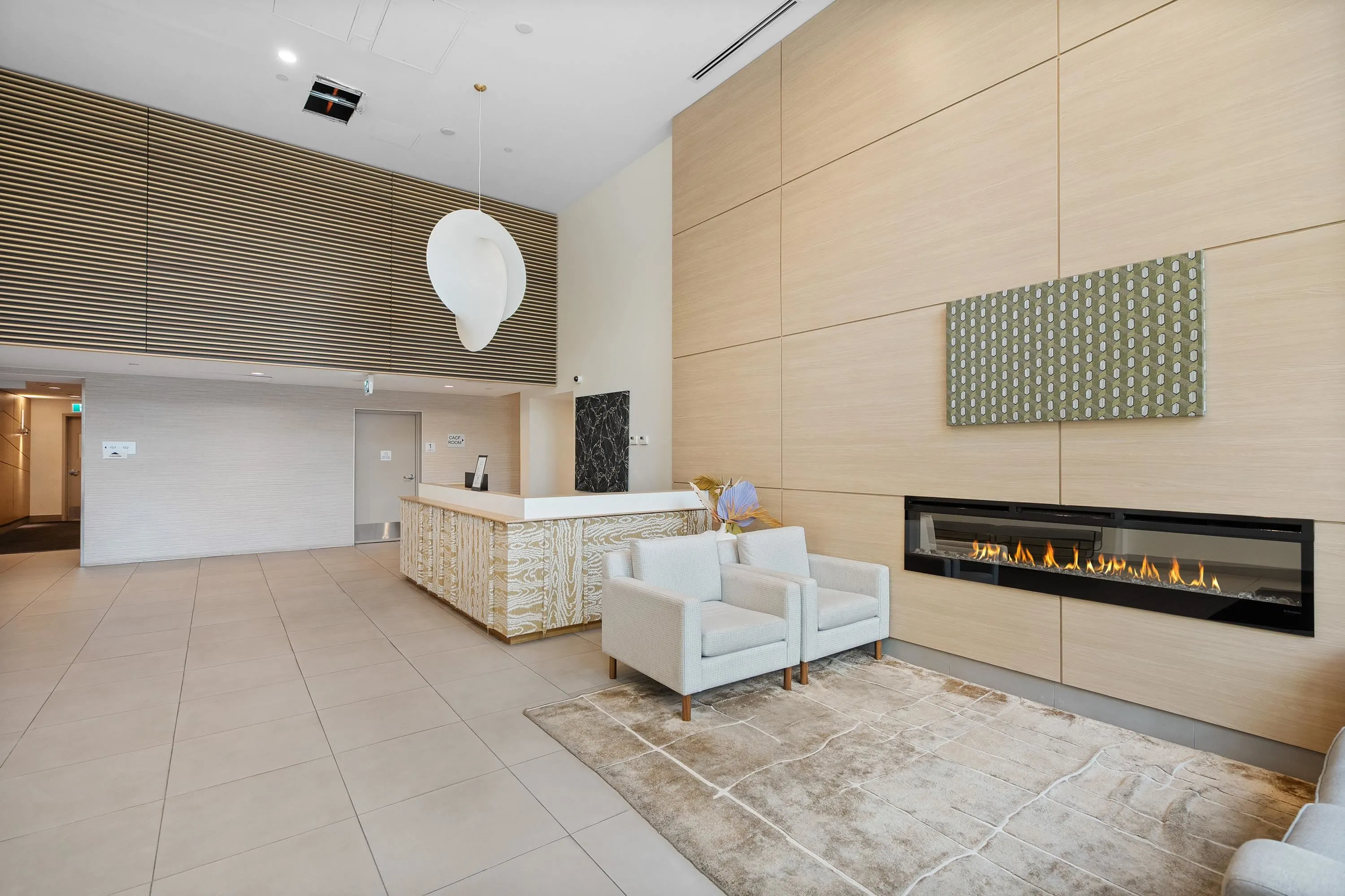 2106 13318 104 Avenue