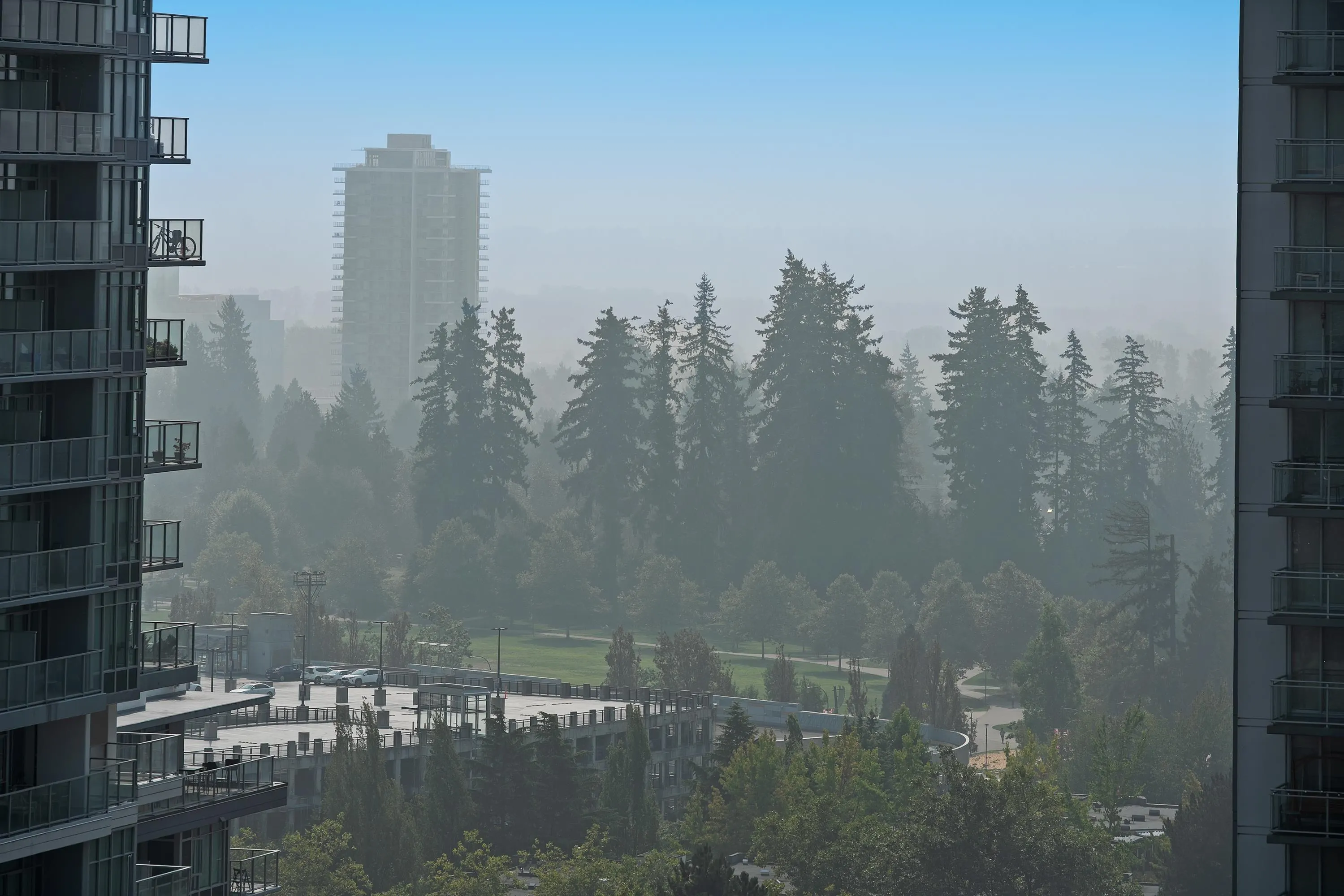 2106 13318 104 Avenue