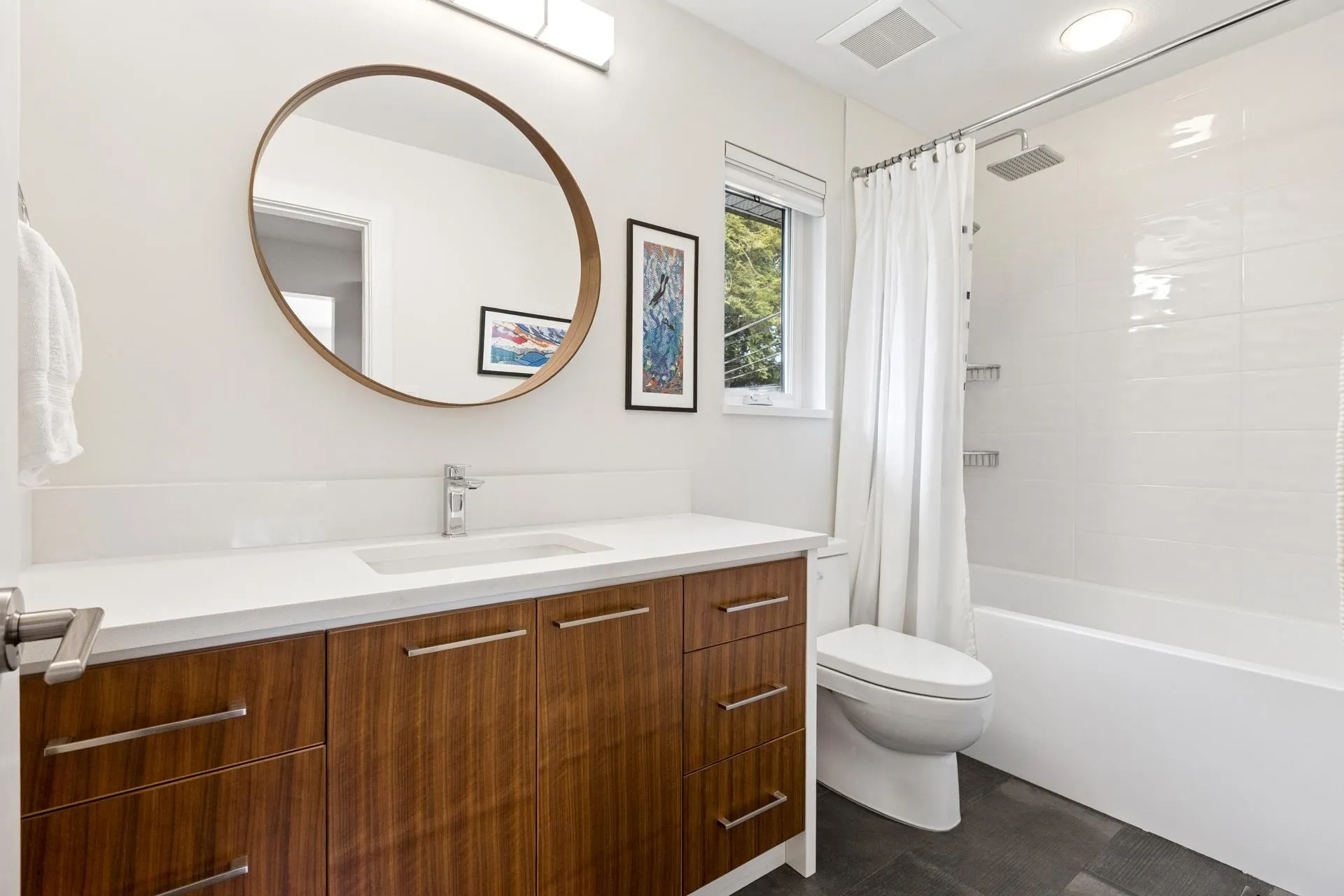 239 W 22nd Street