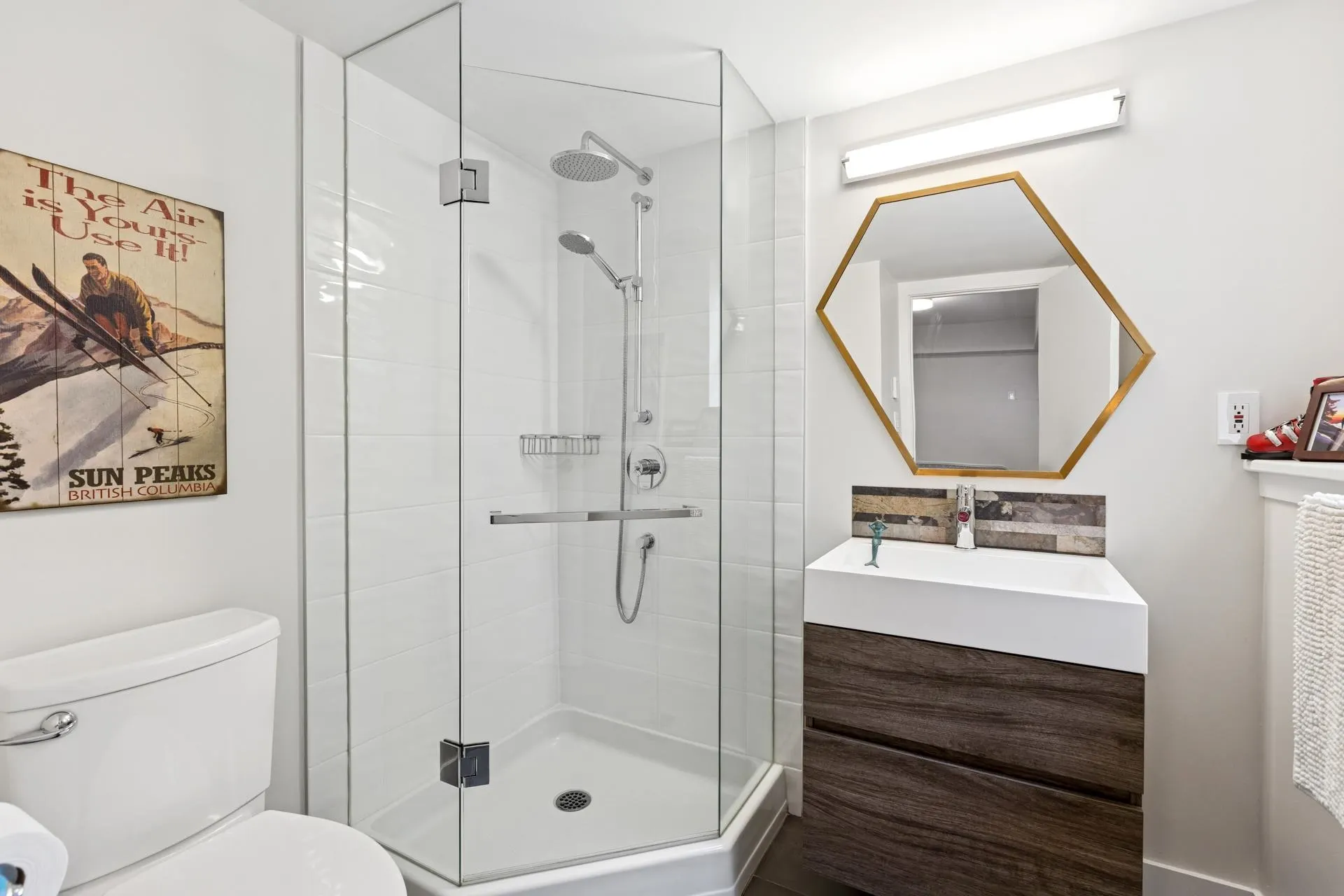 239 W 22nd Street