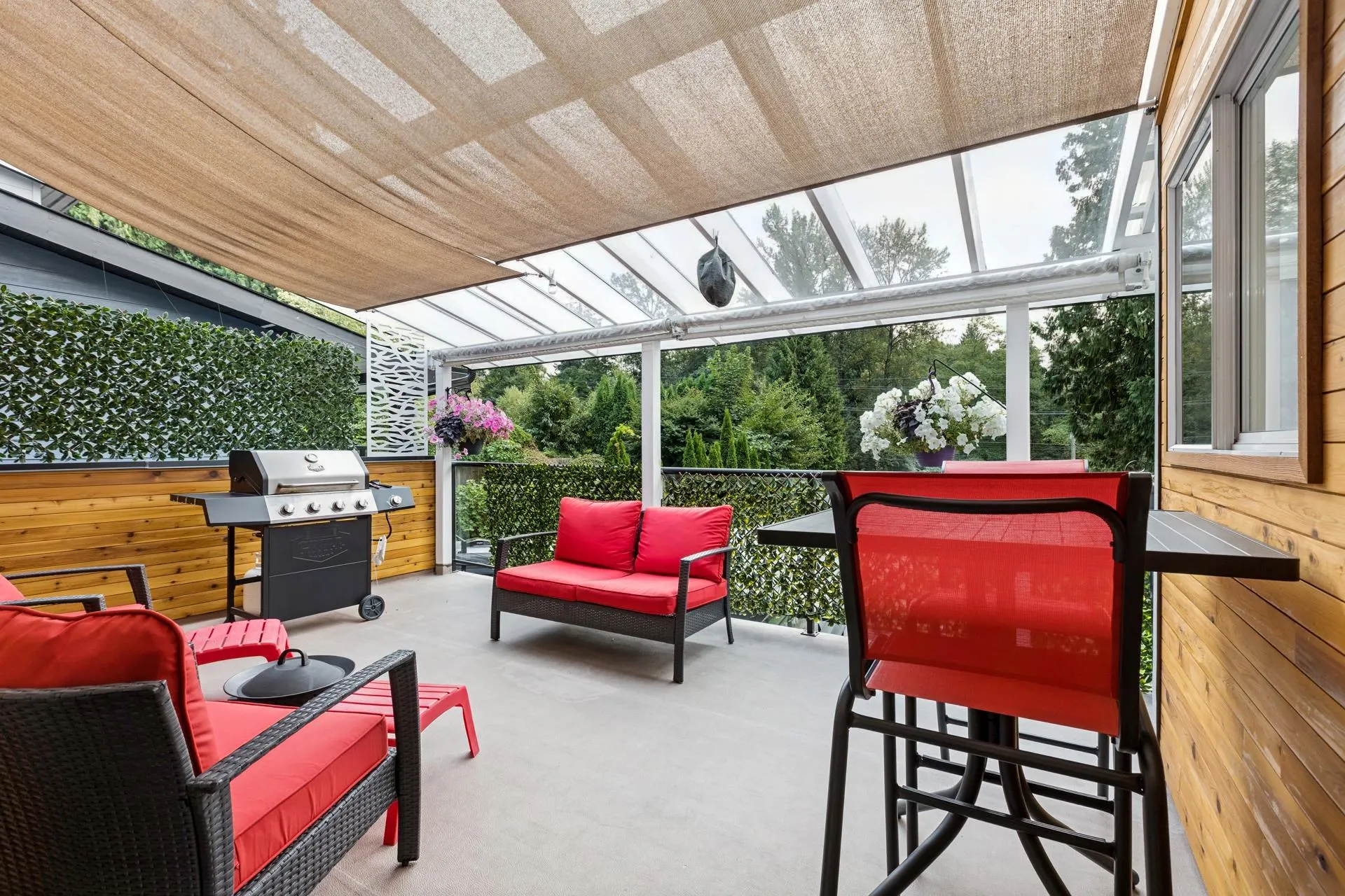 239 W 22nd Street