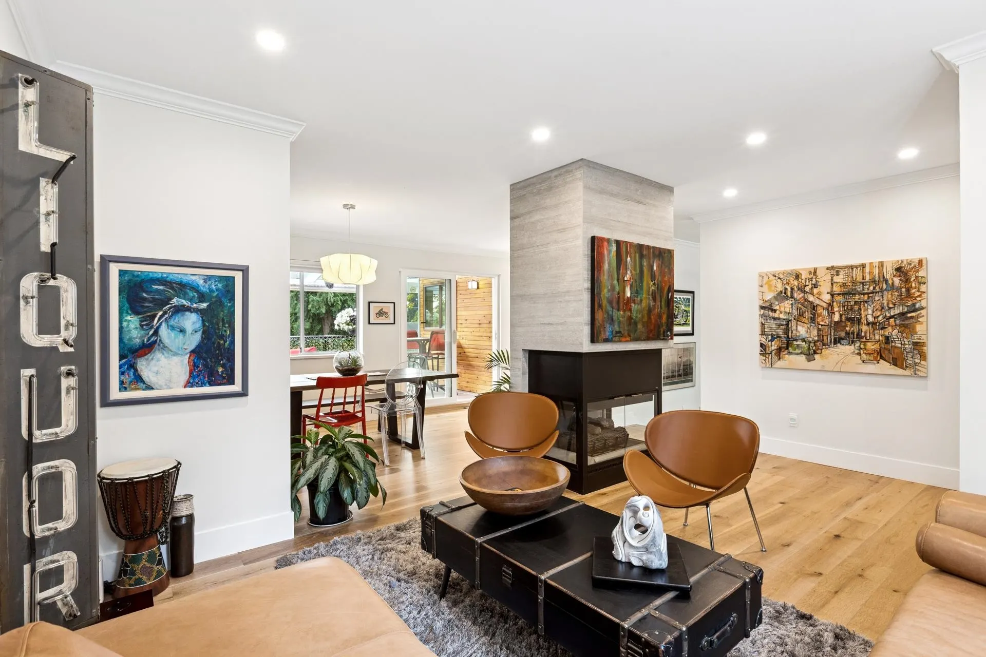 239 W 22nd Street