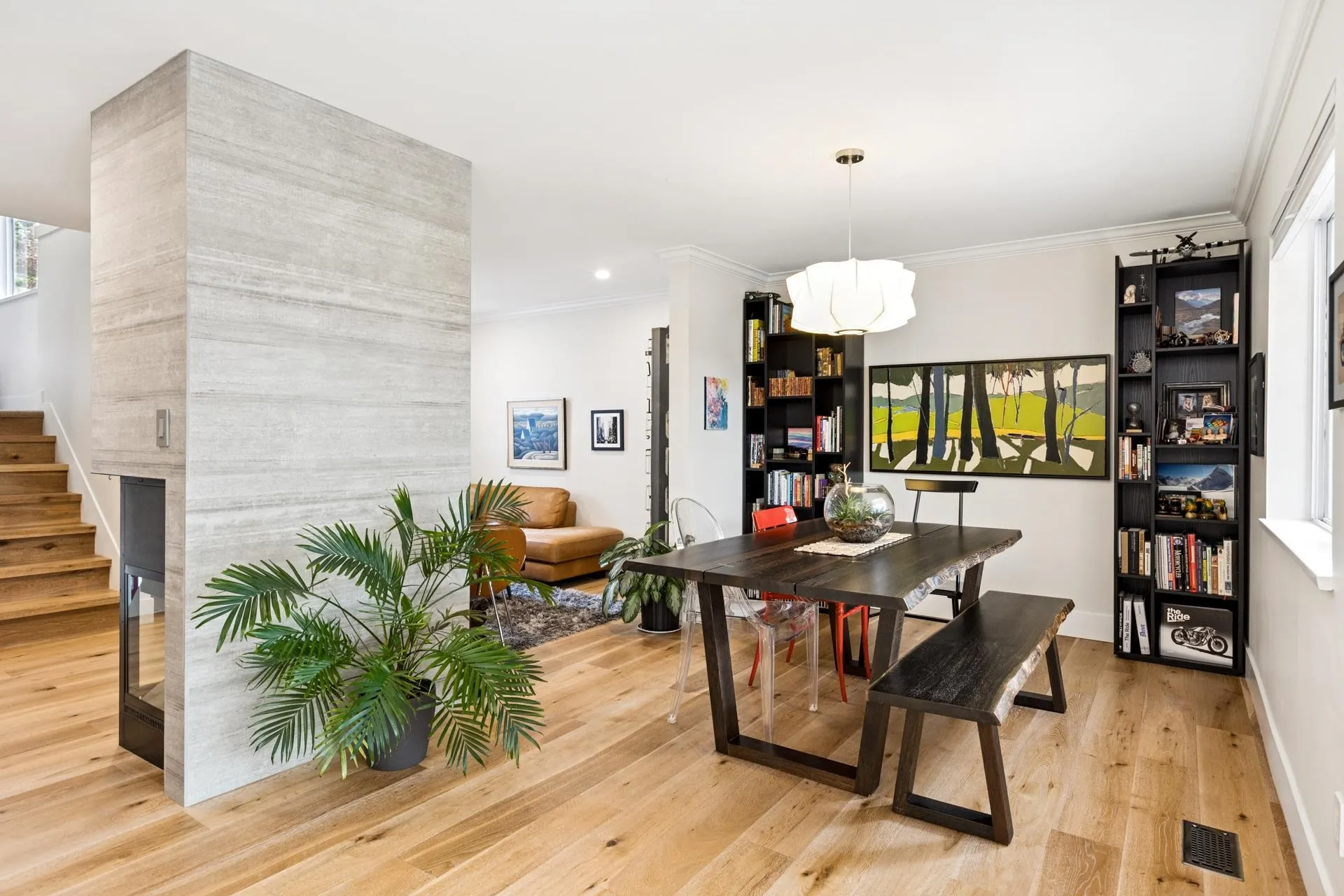 239 W 22nd Street