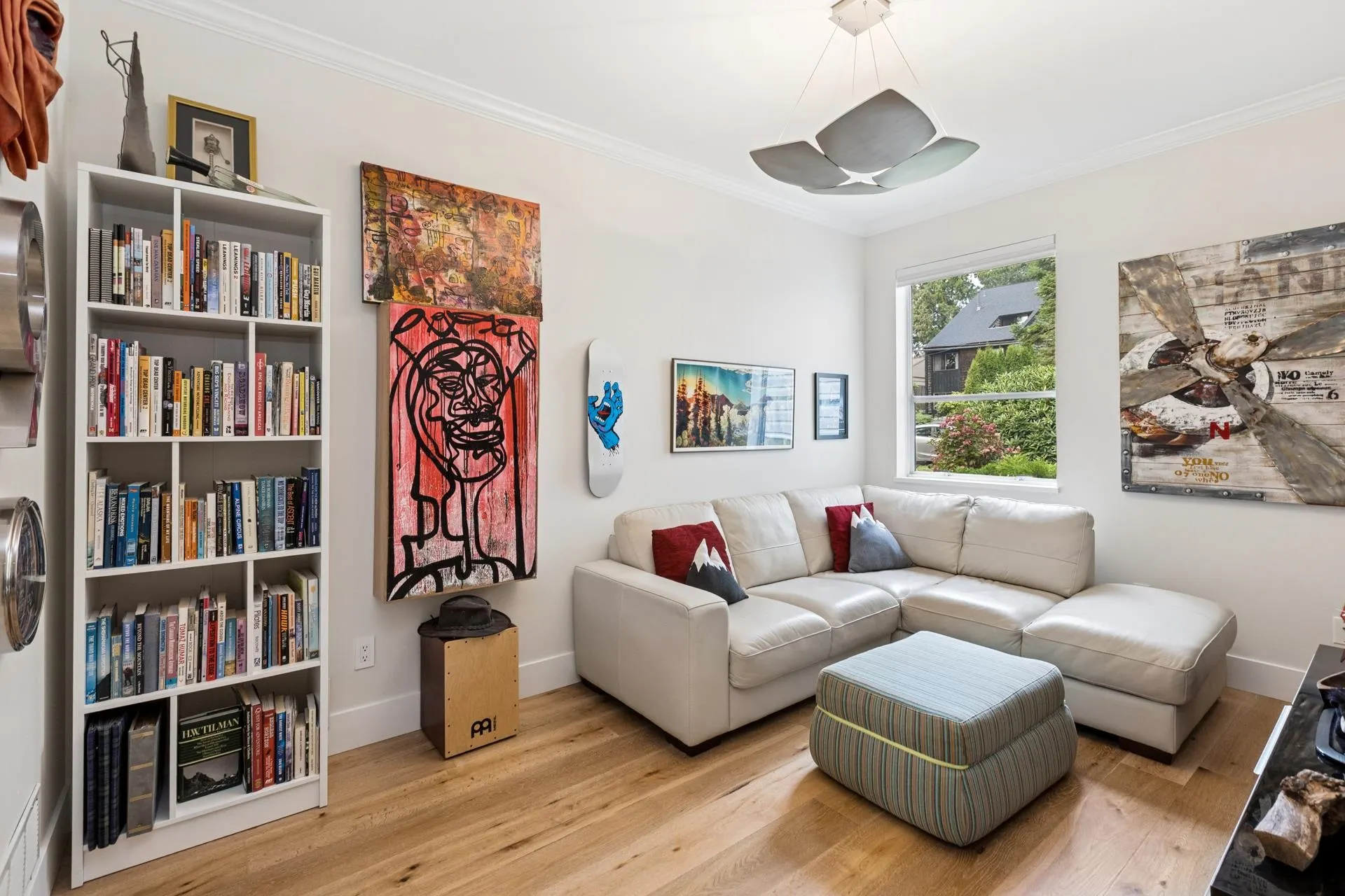 239 W 22nd Street
