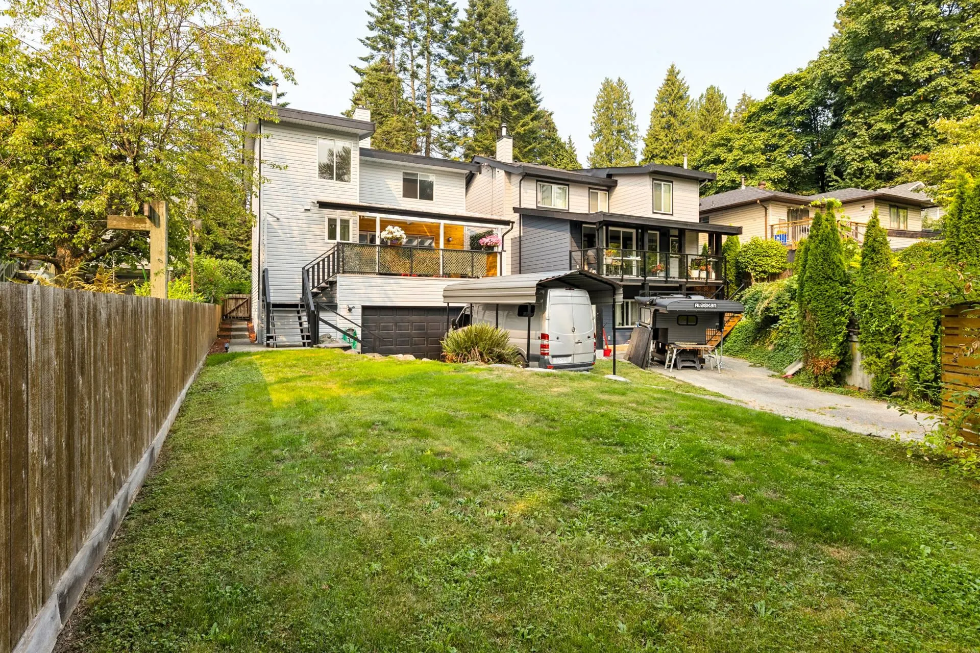 239 W 22nd Street