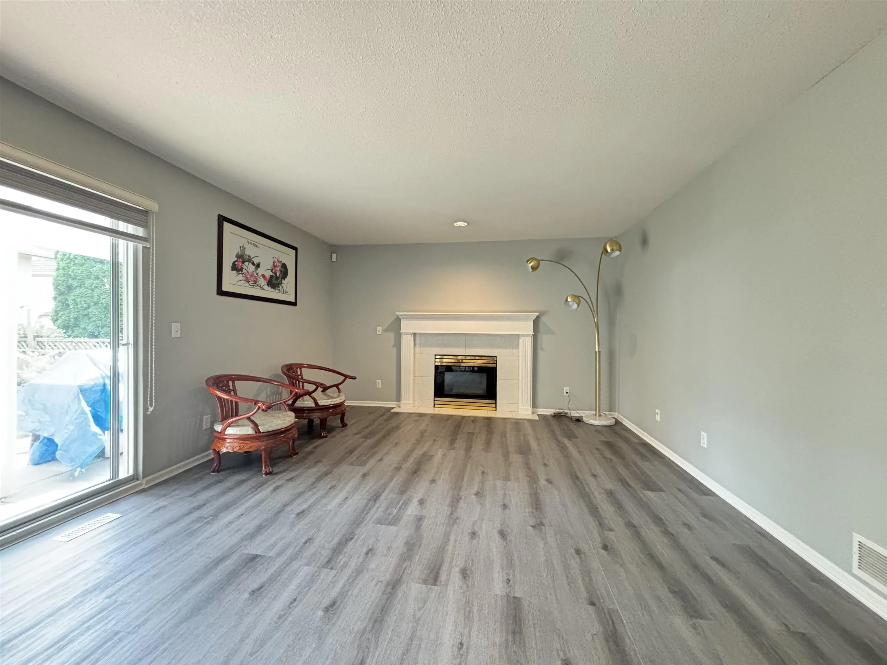 10924 160 Street