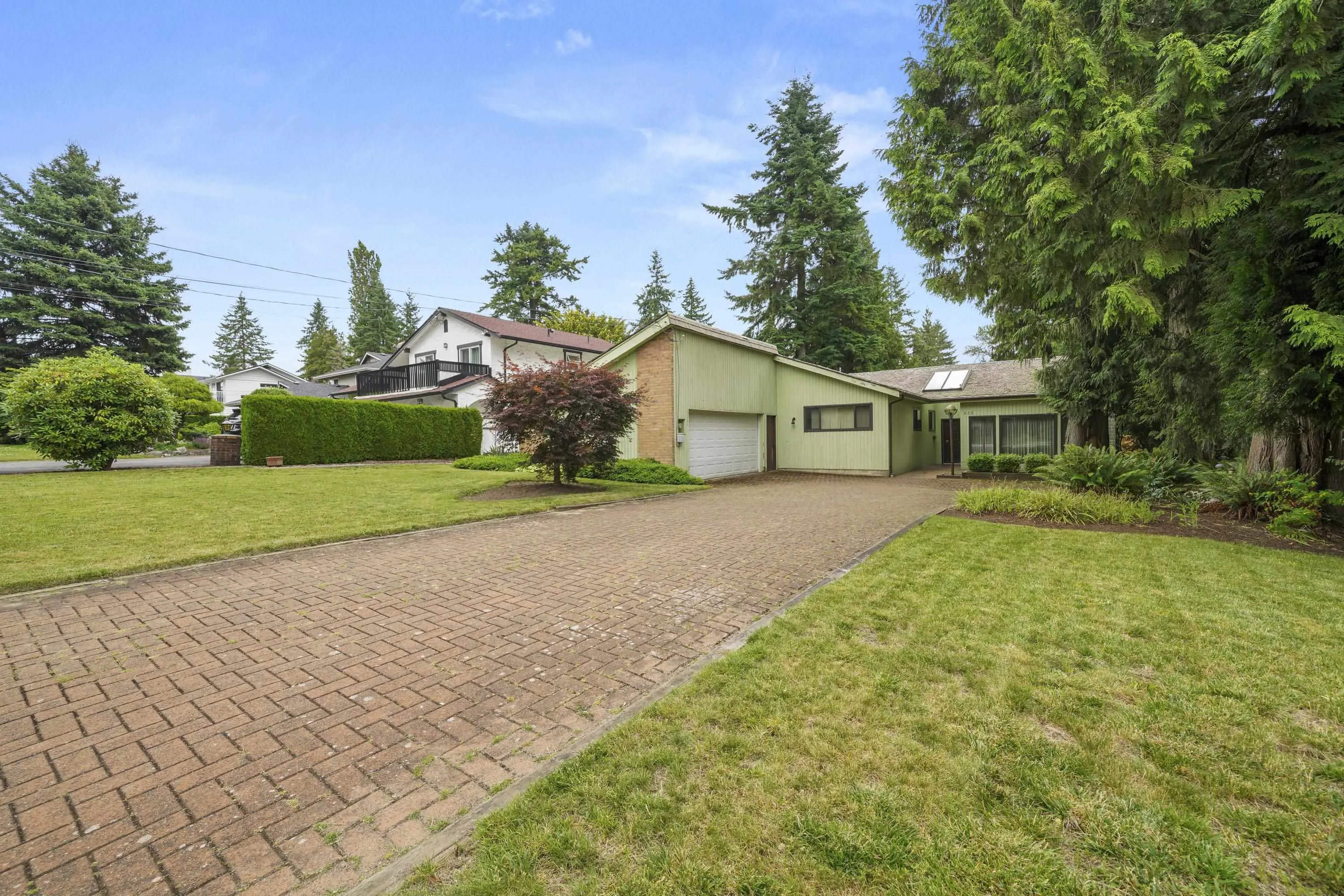 533 Ascot Street
