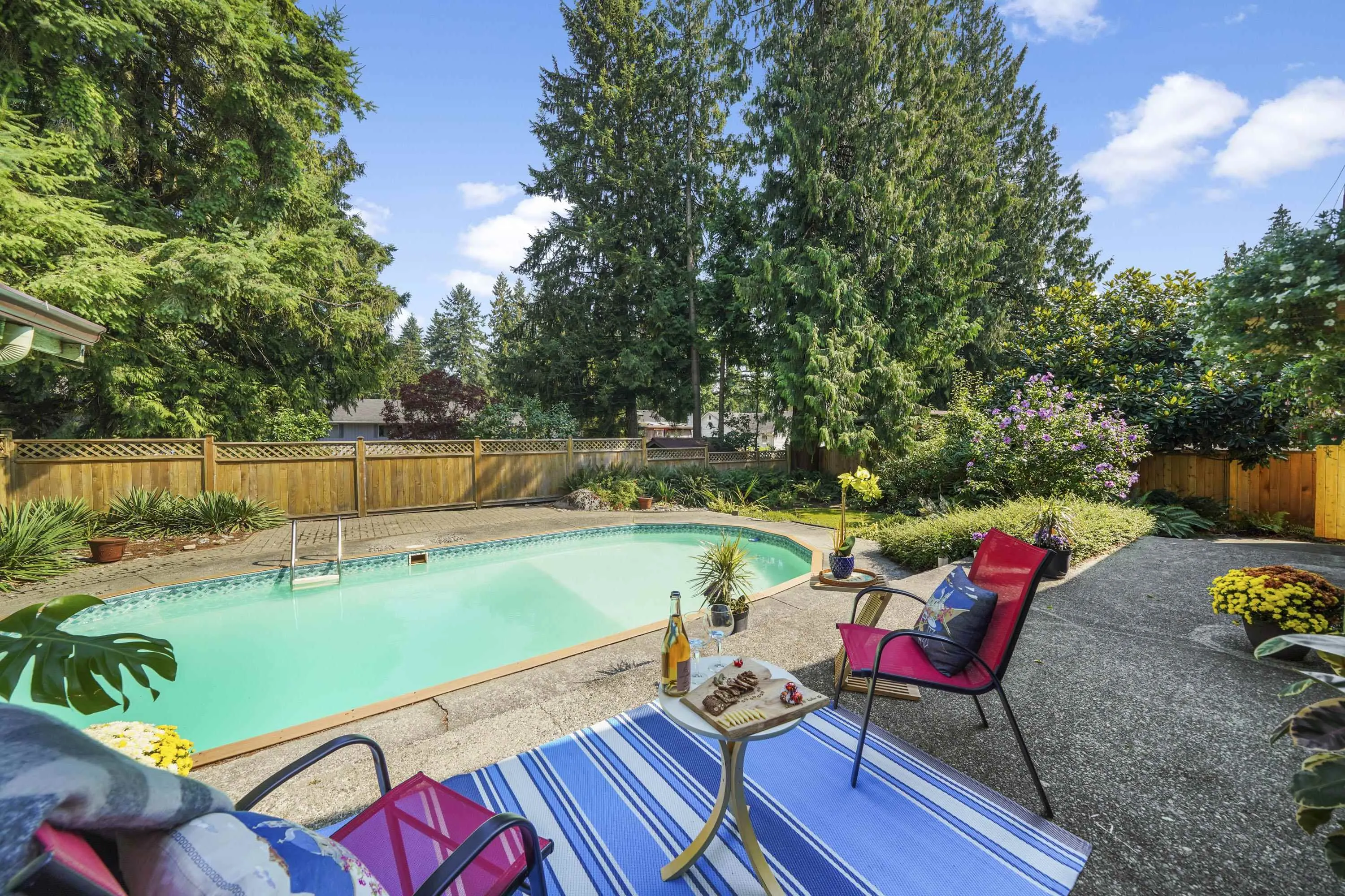 533 Ascot Street