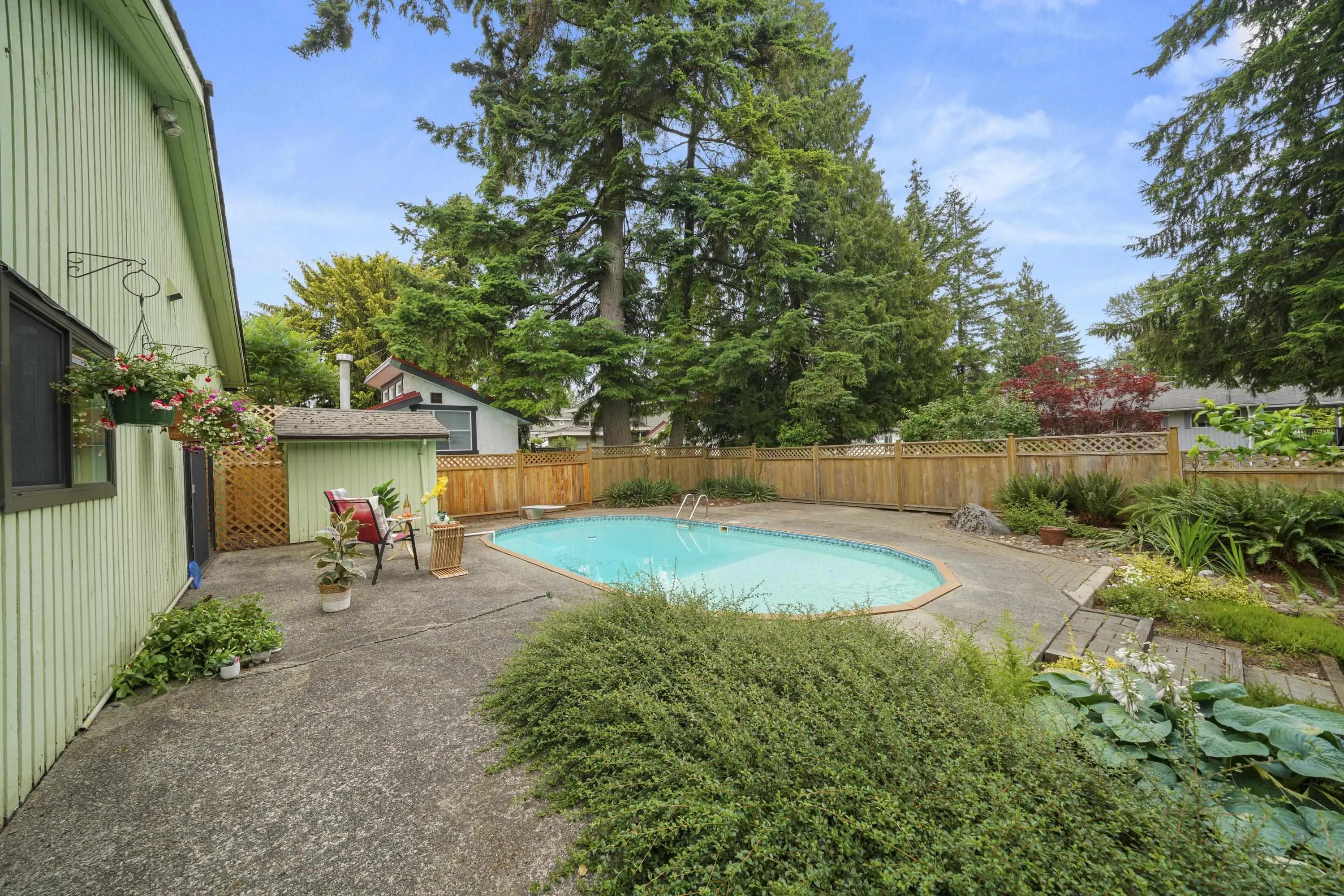 533 Ascot Street