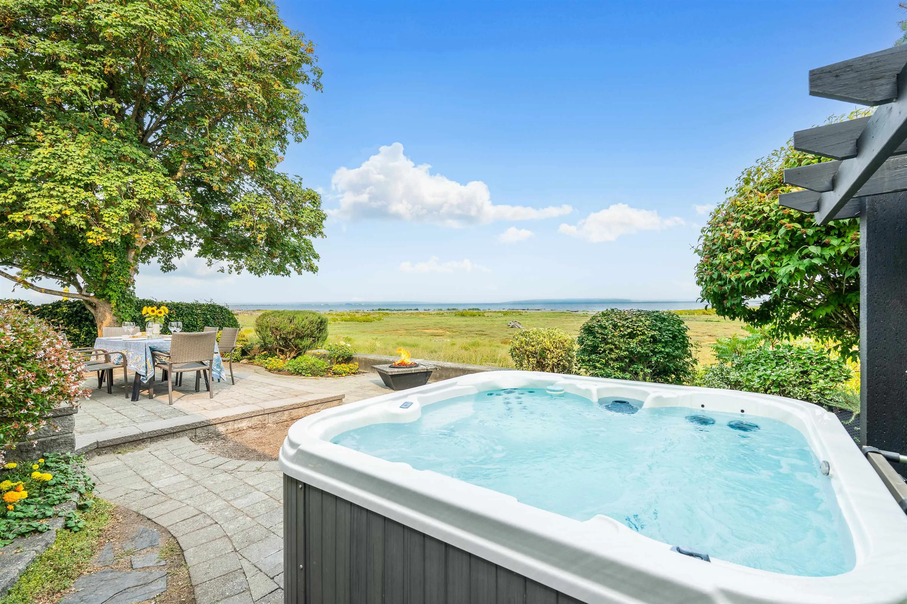 1284 Beach Grove Road