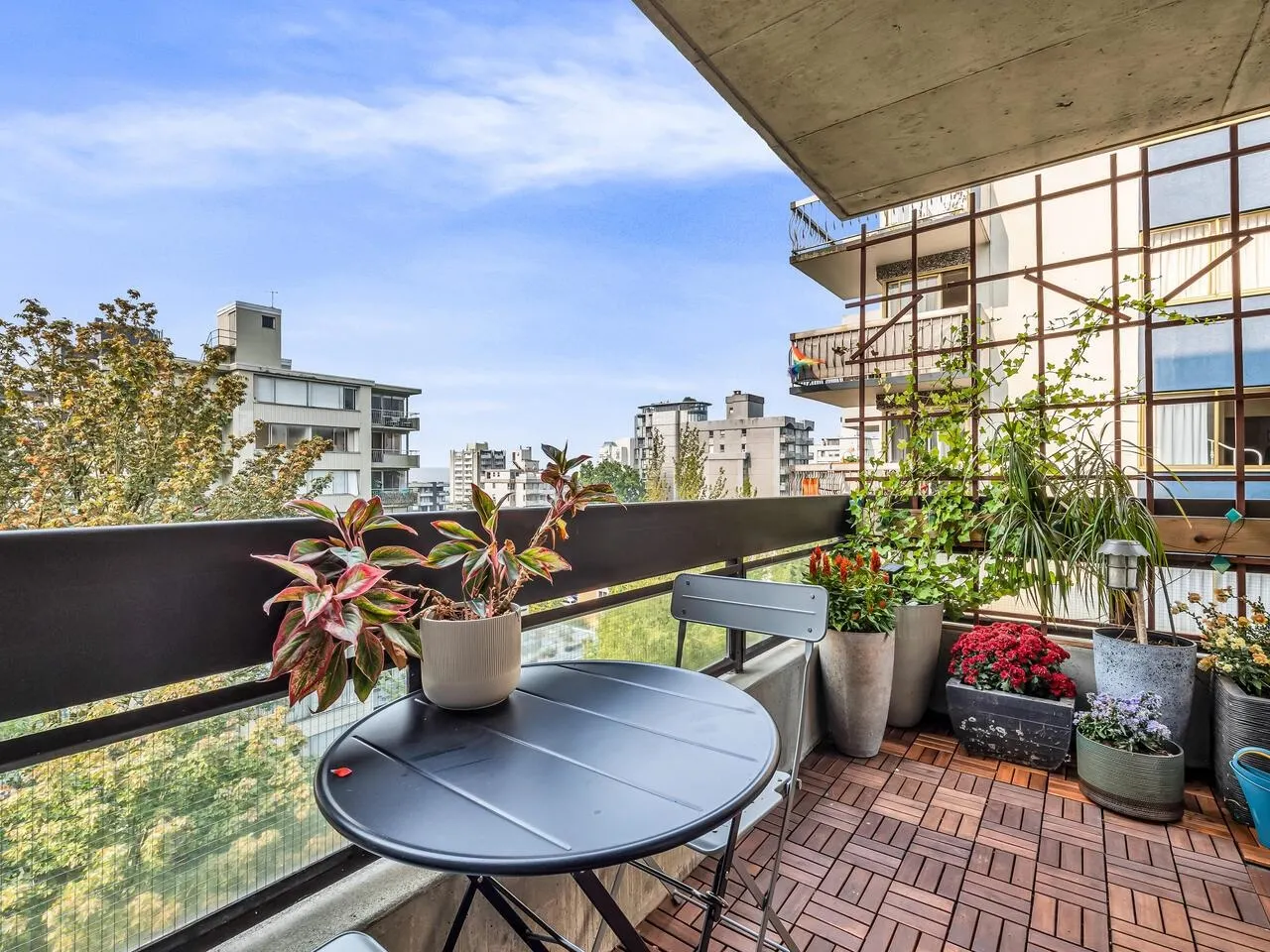801 1165 Burnaby Street