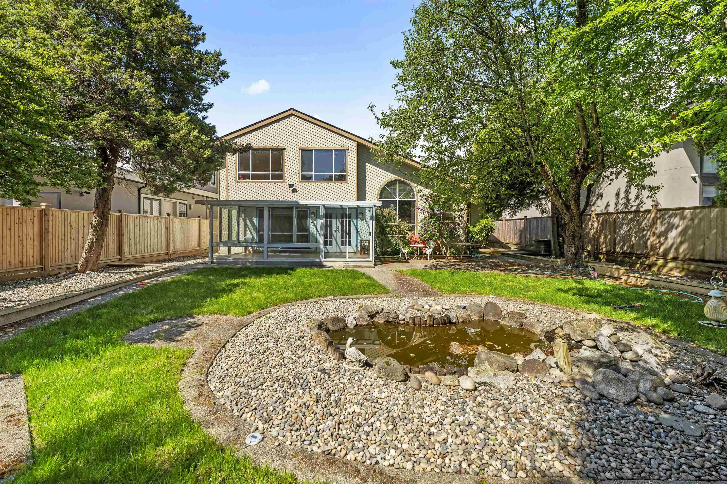 8340 Lunen Road
