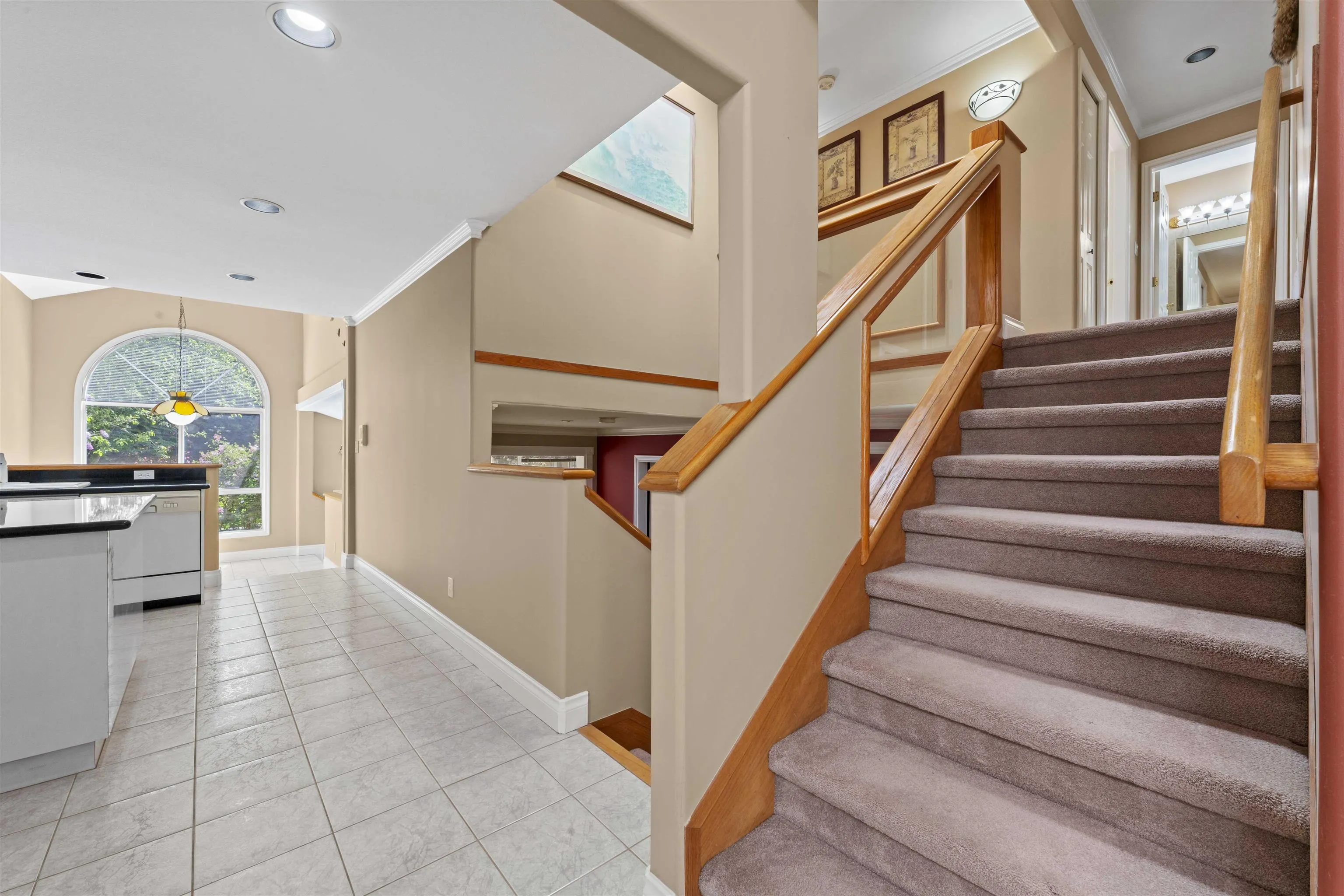 8340 Lunen Road