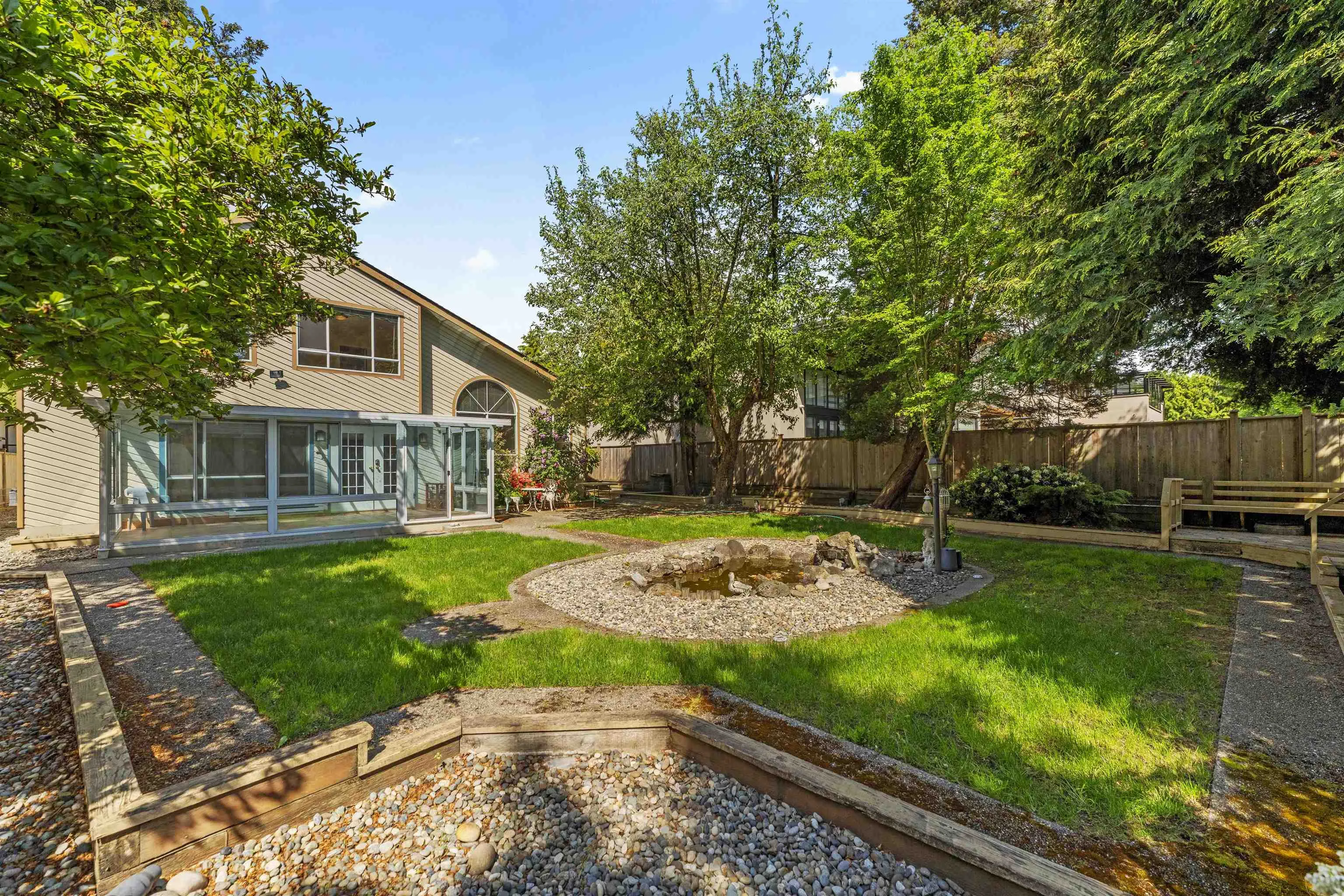 8340 Lunen Road