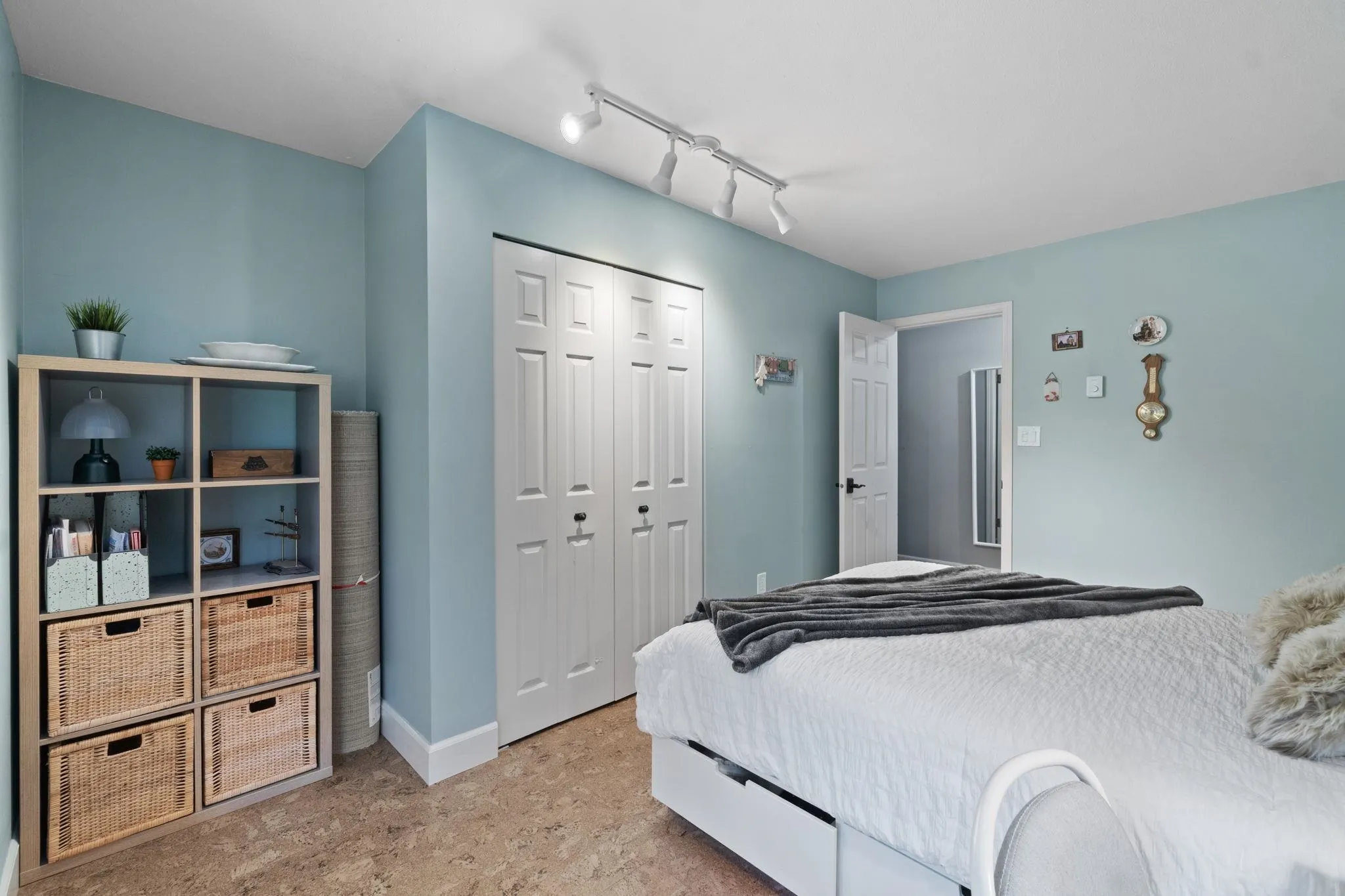 116 1150 Quayside Drive