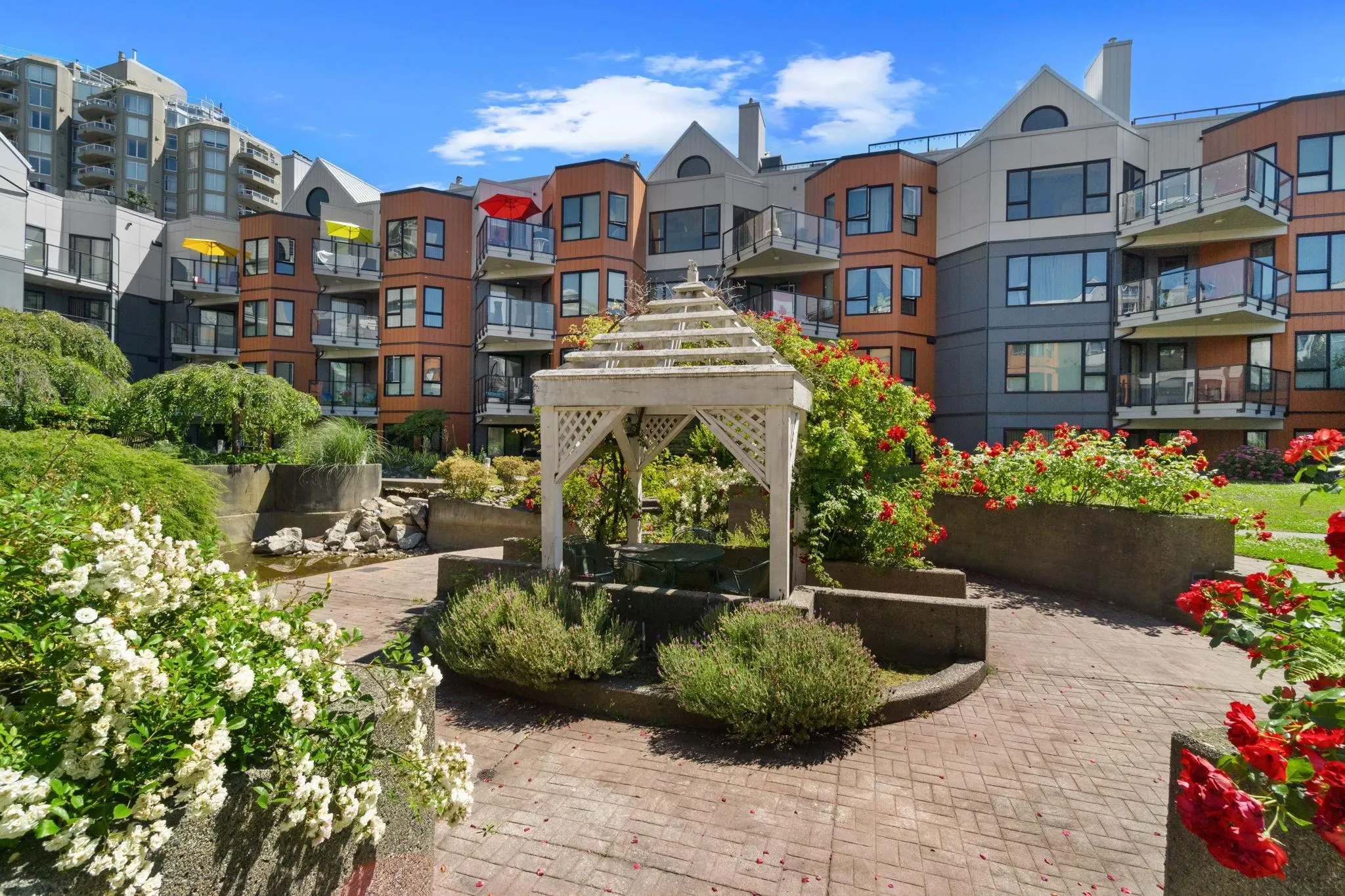 116 1150 Quayside Drive