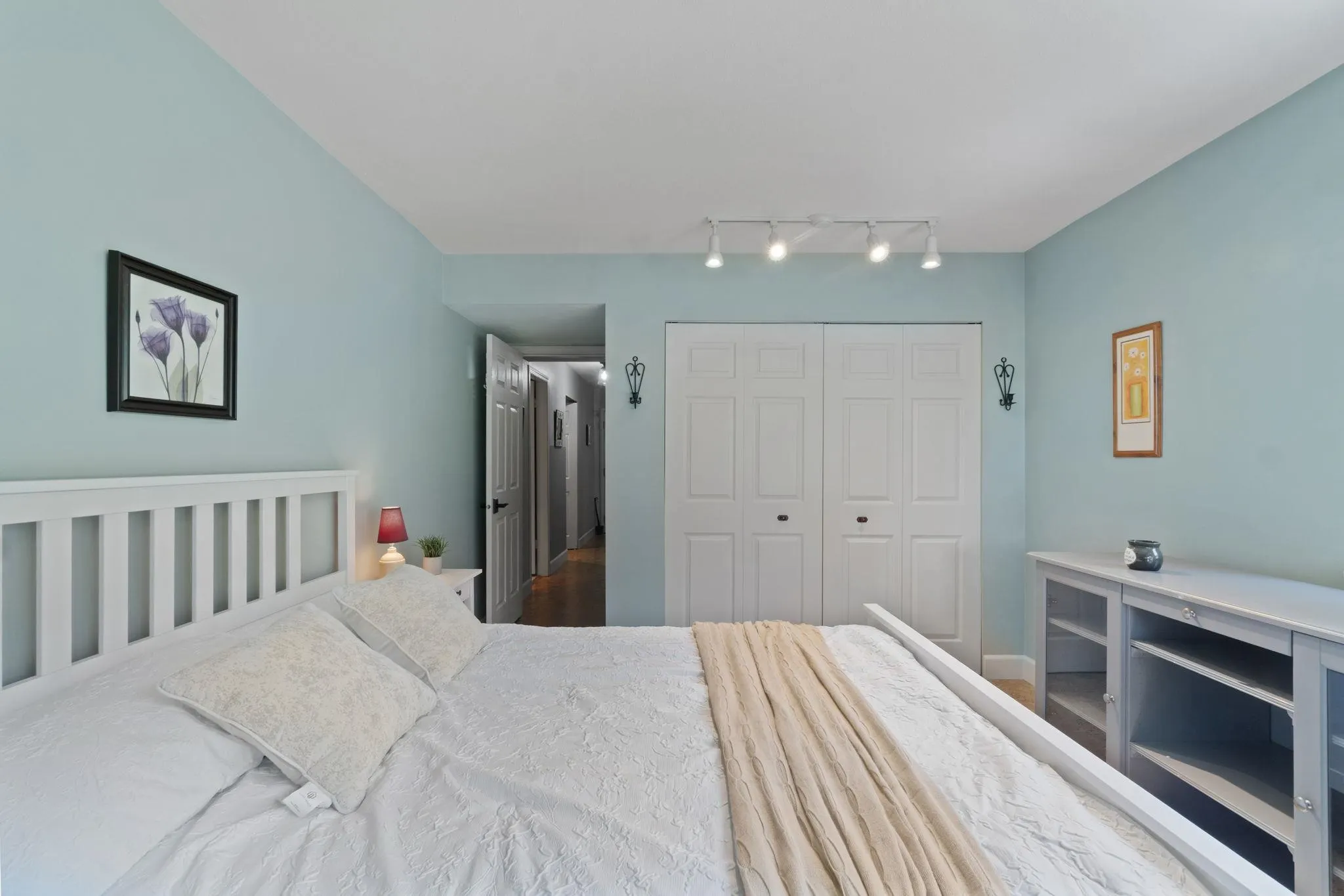 116 1150 Quayside Drive