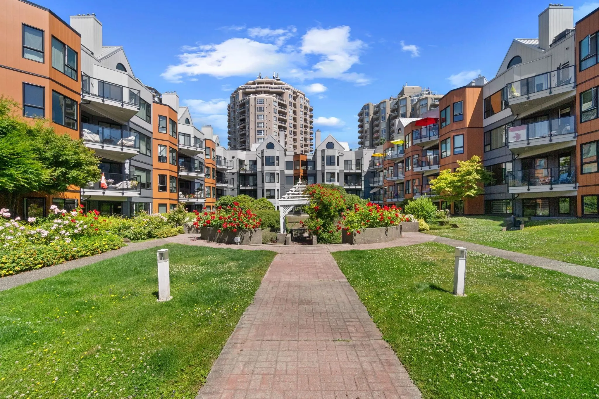 116 1150 Quayside Drive