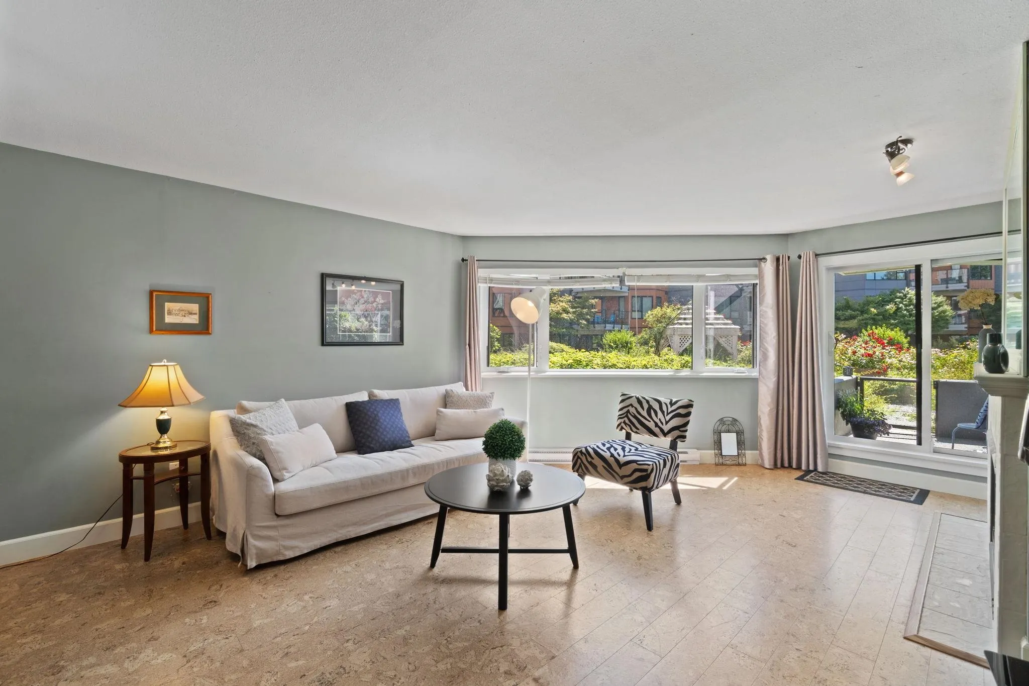116 1150 Quayside Drive