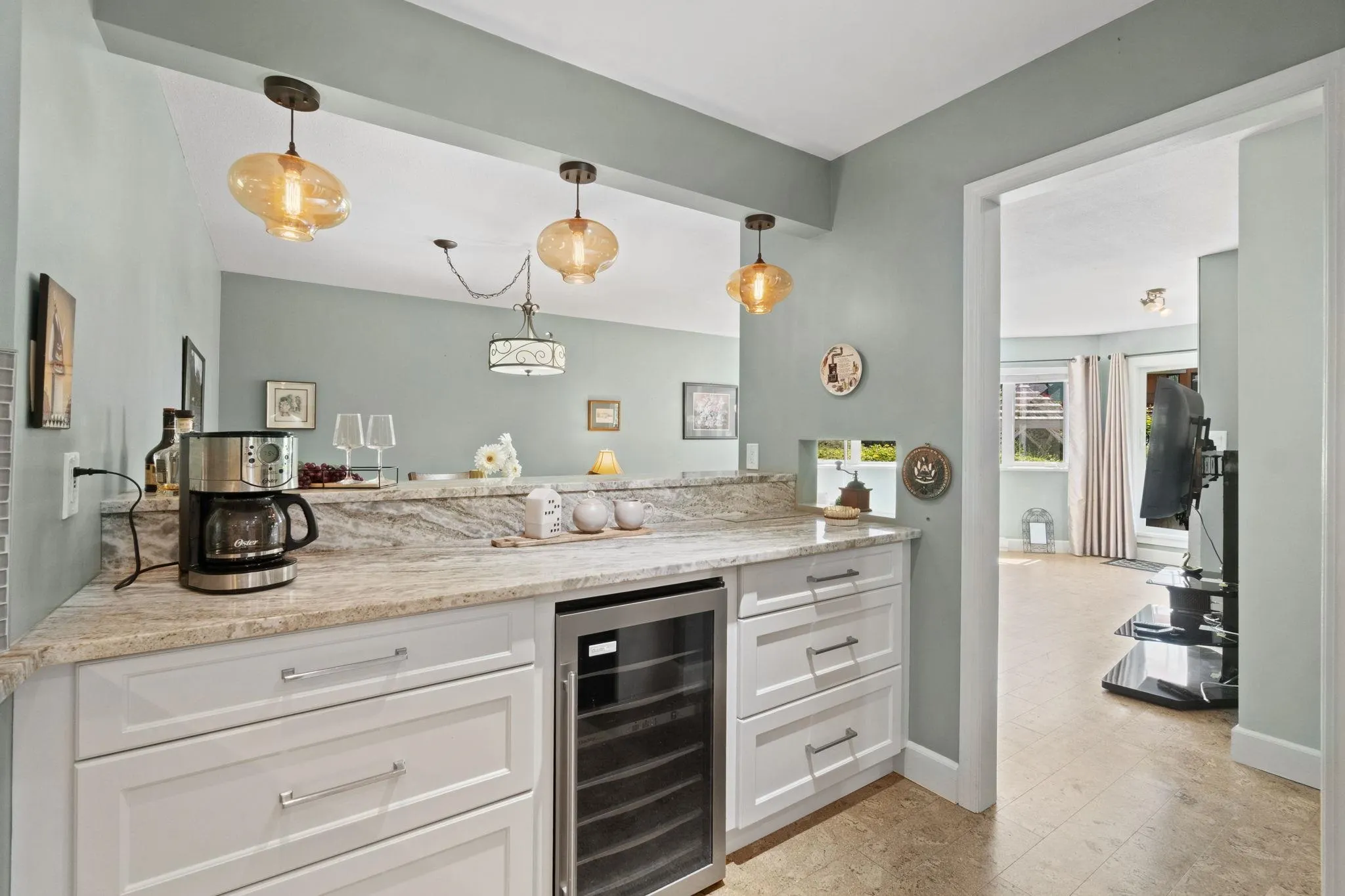 116 1150 Quayside Drive