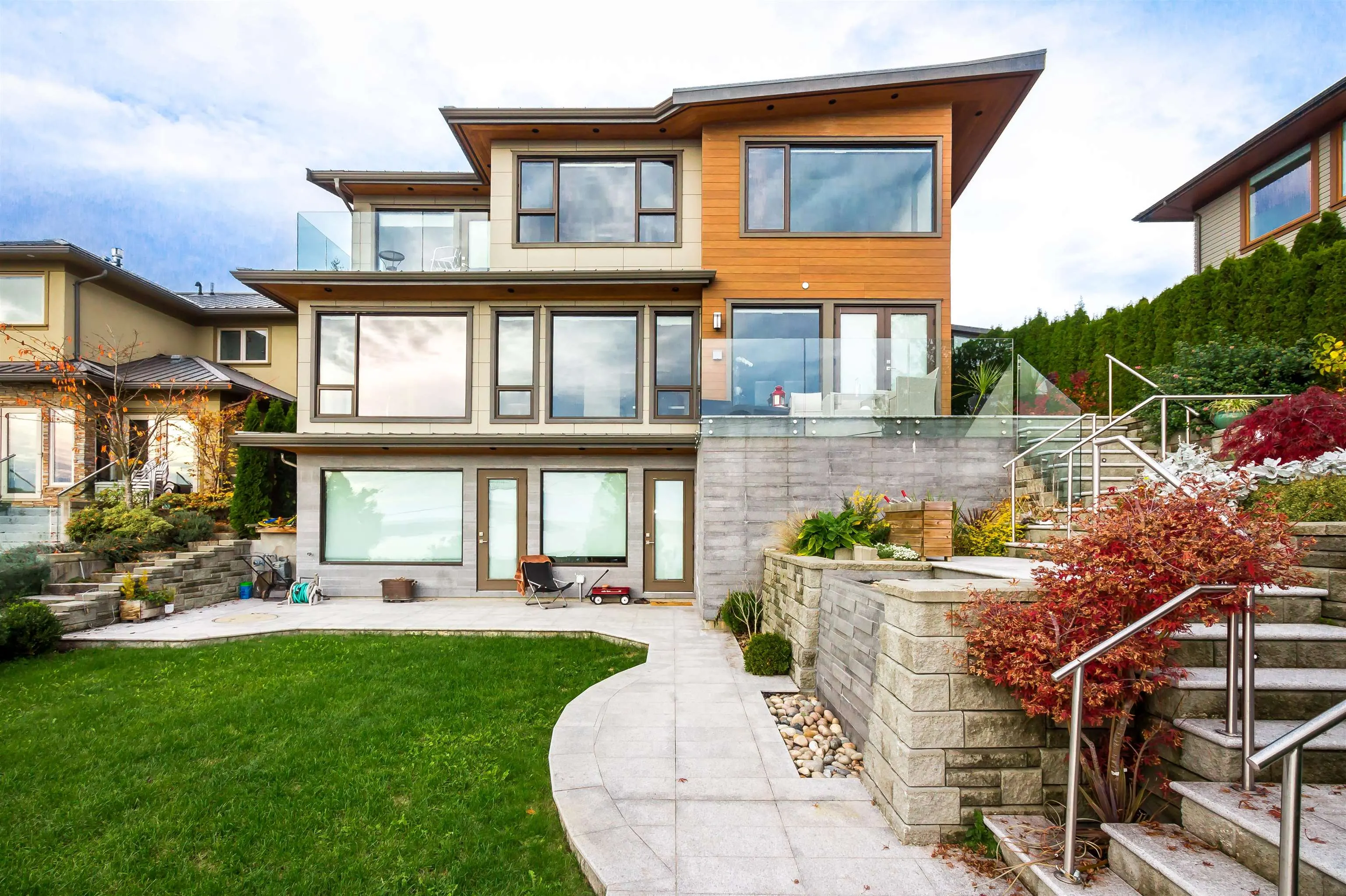 2301 Ottawa Avenue