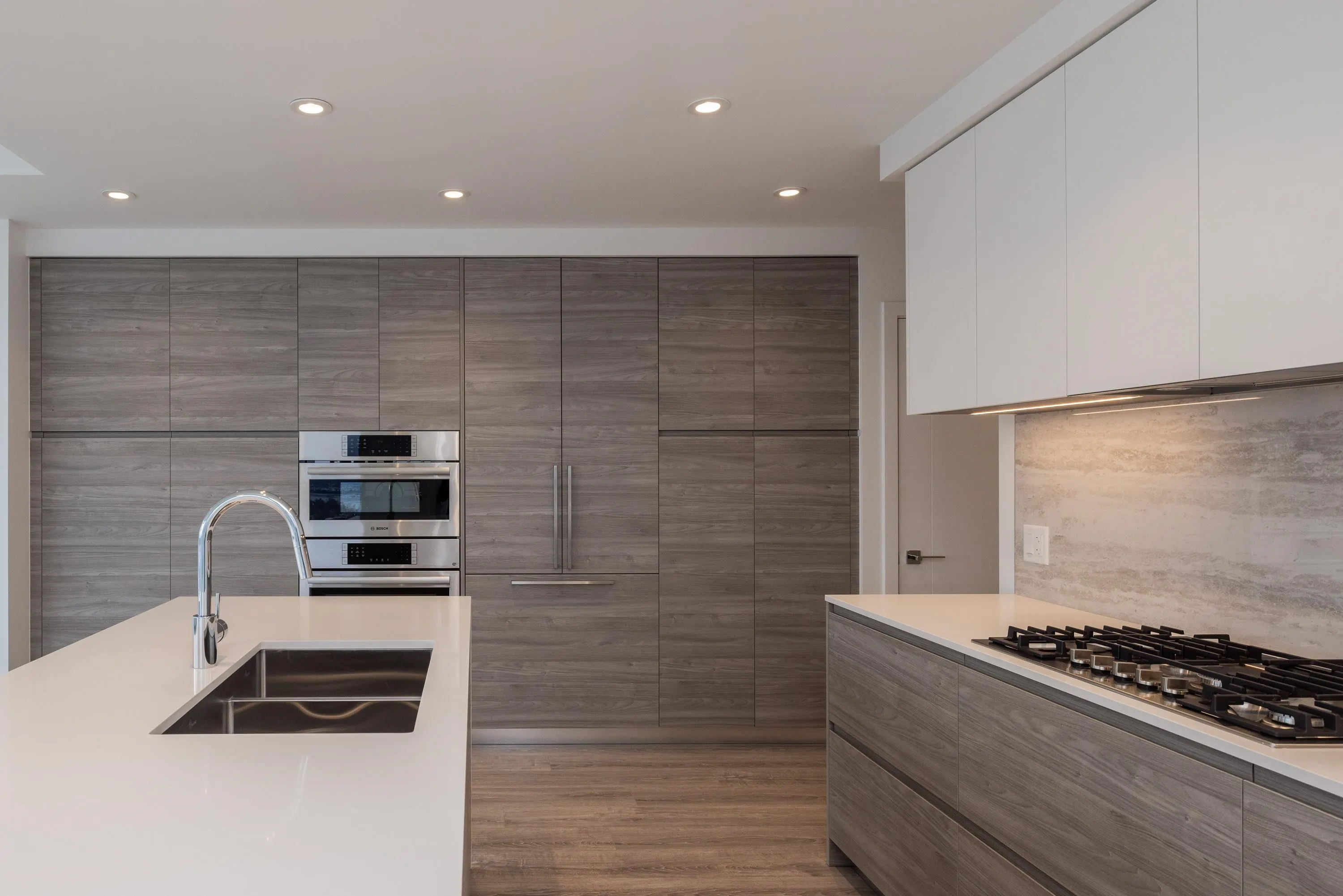 4505 680 Quayside Drive